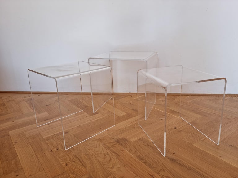 Mid Century Nesting Tables, Plexiglass, Italy, 1970s For Sale at 1stDibs