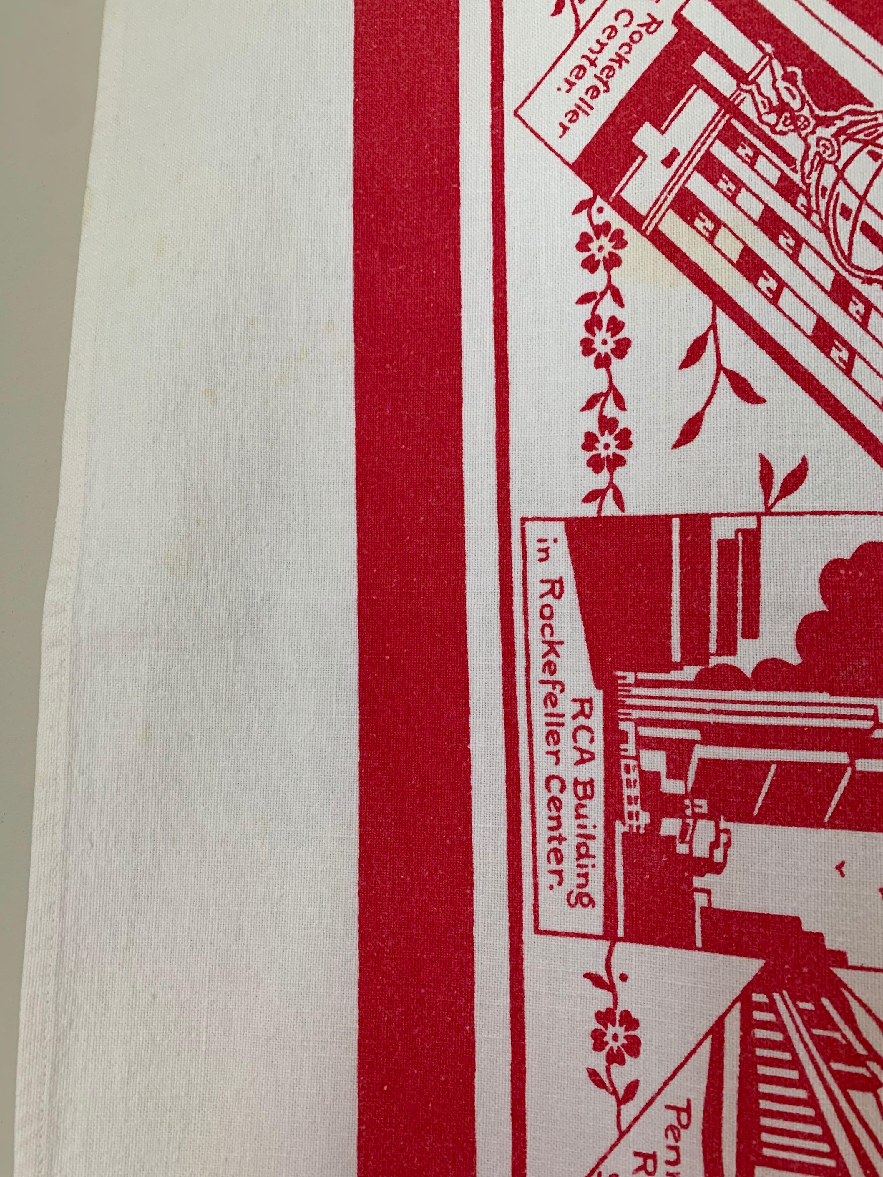 Mid-Century New York City Souvenir Table Cloth In Good Condition For Sale In Stamford, CT