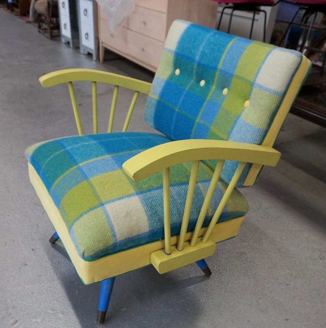 American Midcentury Newly Upholstered Hermitage Cabinet Shop Nashville Rocking Chair For Sale