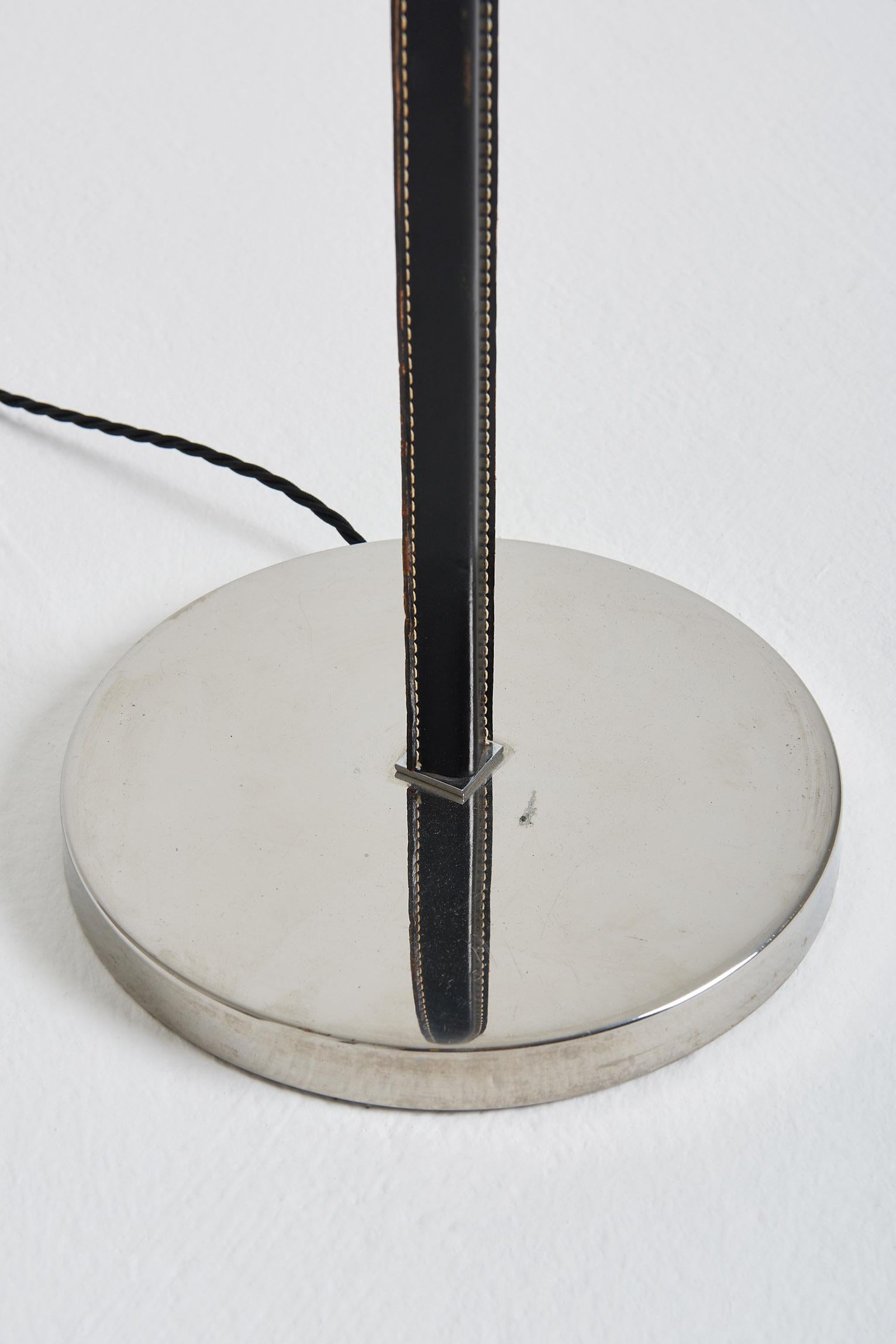 Mid-Century Nickel and Black Leather Floor Lamp In Good Condition In London, GB