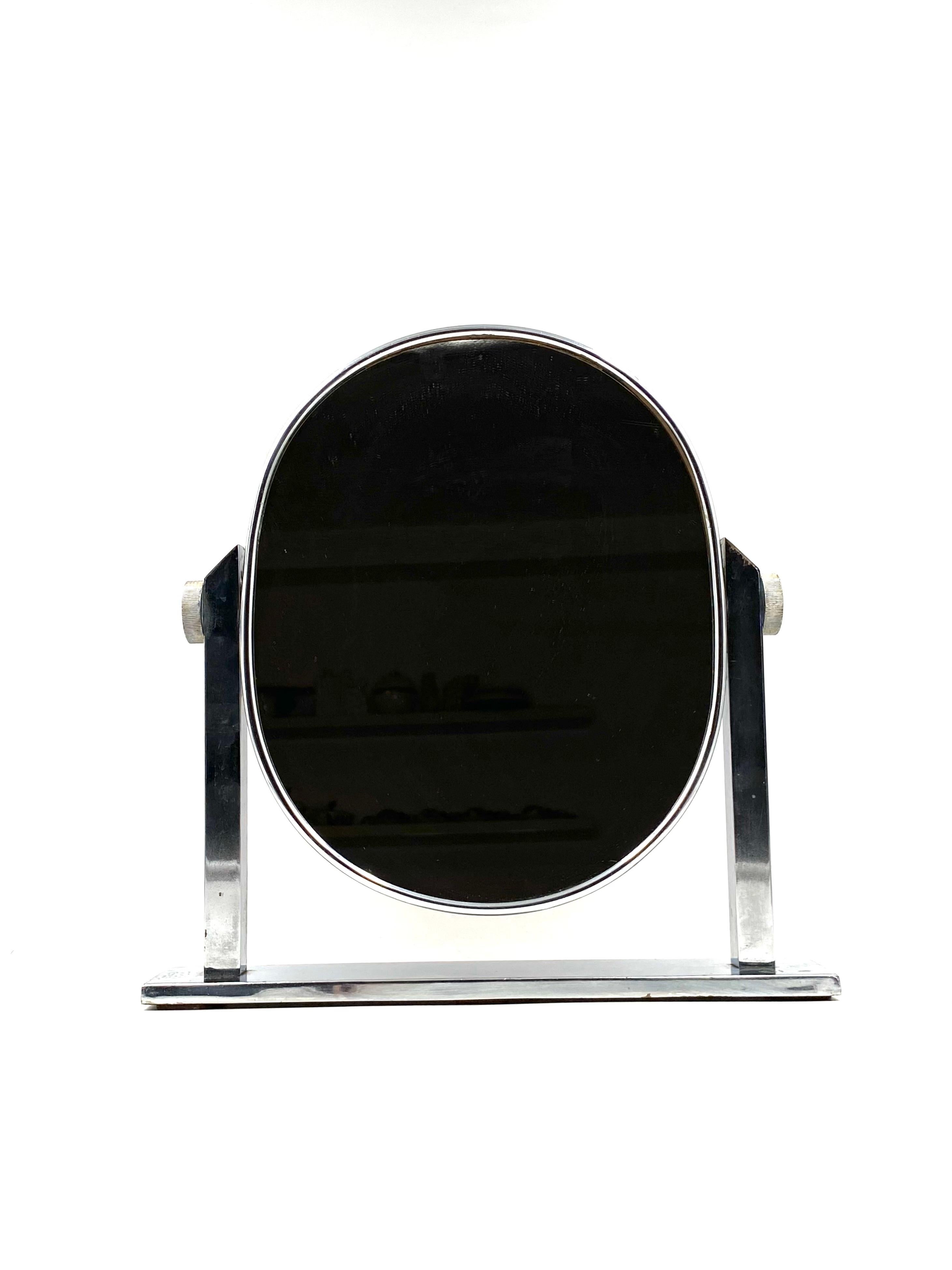 Miroir de table / vanité en laiton nickelé du milieu du siècle dernier, Italie, années 1960 en vente 1