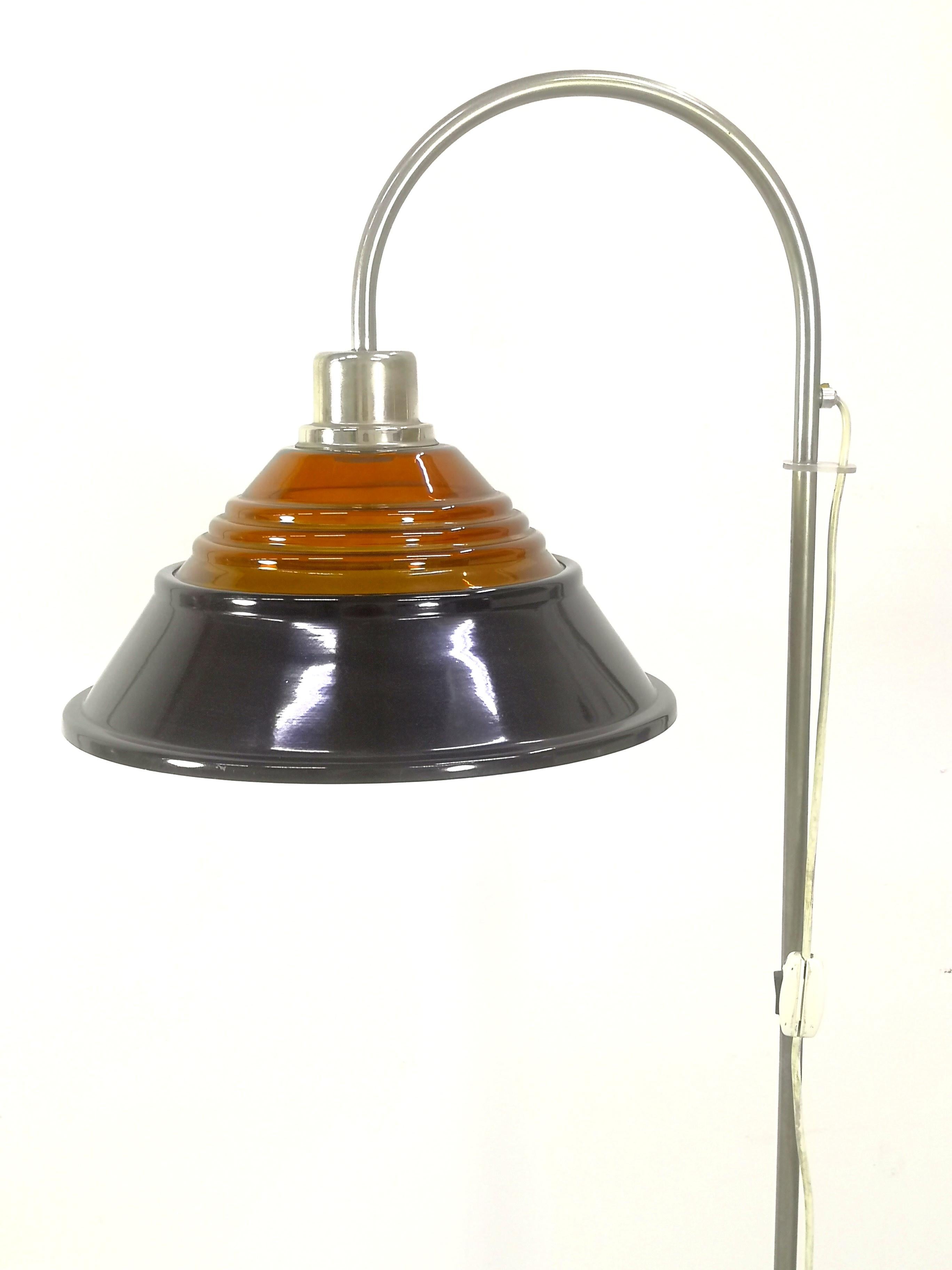 Mid-Century Nickel-Plated Floor Lamp with Amber Glass Head, 1970s For Sale 1