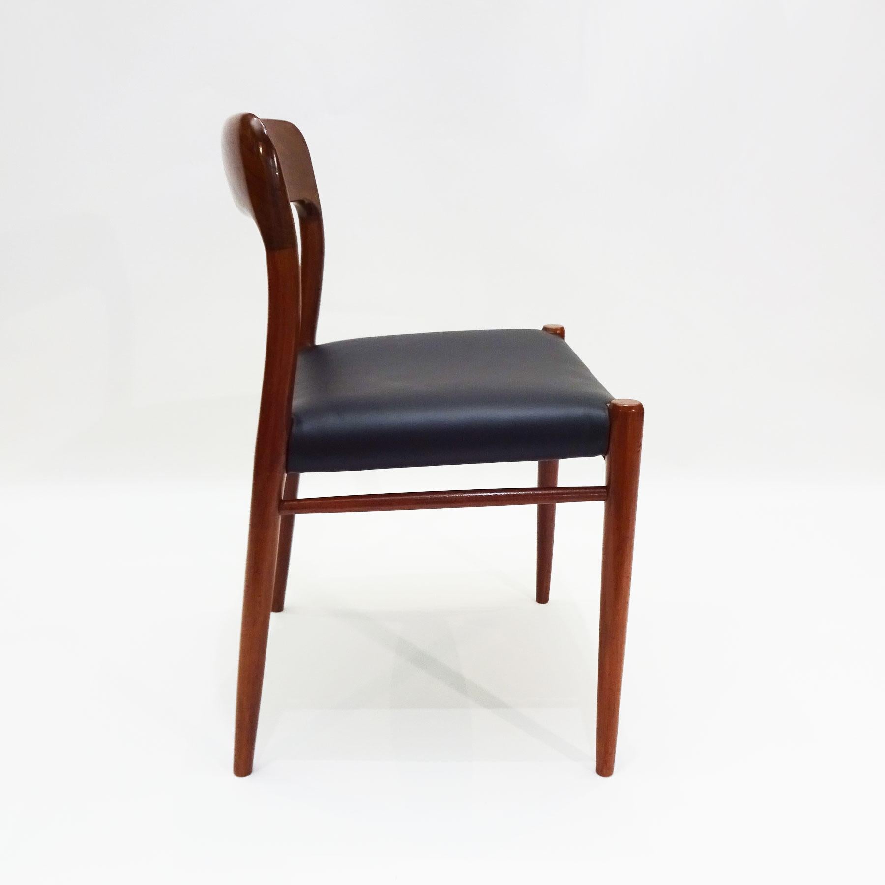 Danish midcentury Niels O.Møller teak and black leather model 75 desk, side or accent chair for JL. Møllers.

Niels Otto Møller stands out as one of the greats of Danish midcentury design and was especially known for the numerous chairs he