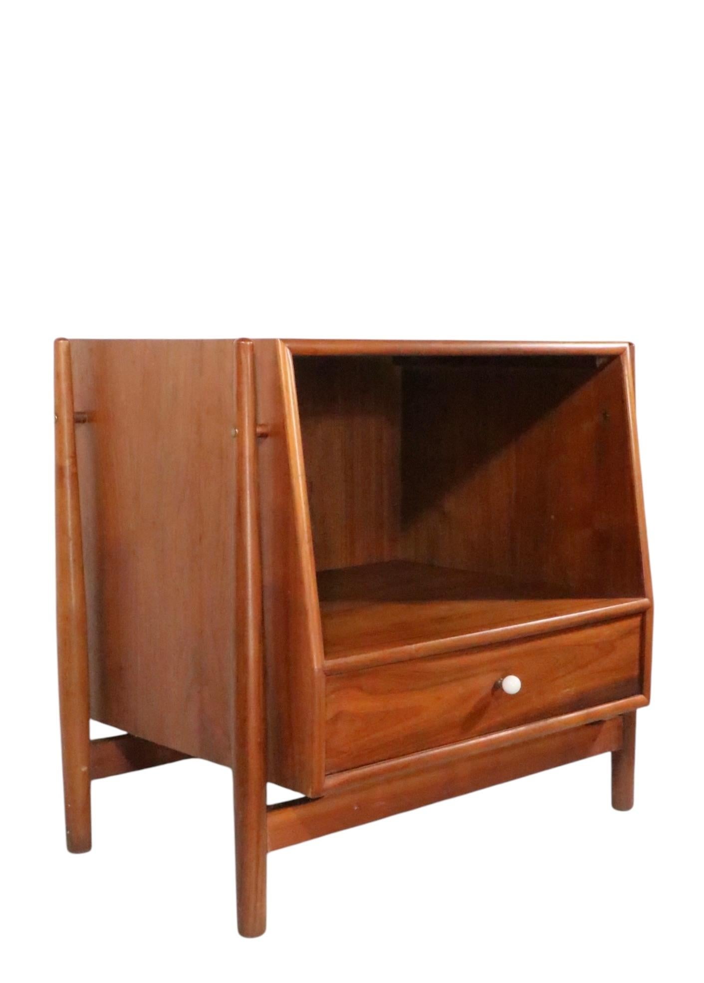 Mid Century Nightstand by Kipp Stewart for Drexel Declaration c 1950/60's For Sale 12