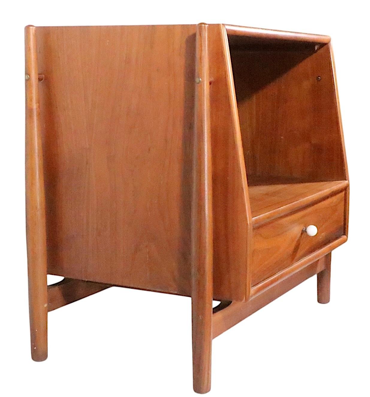 Porcelain Mid Century Nightstand by Kipp Stewart for Drexel Declaration c 1950/60's For Sale