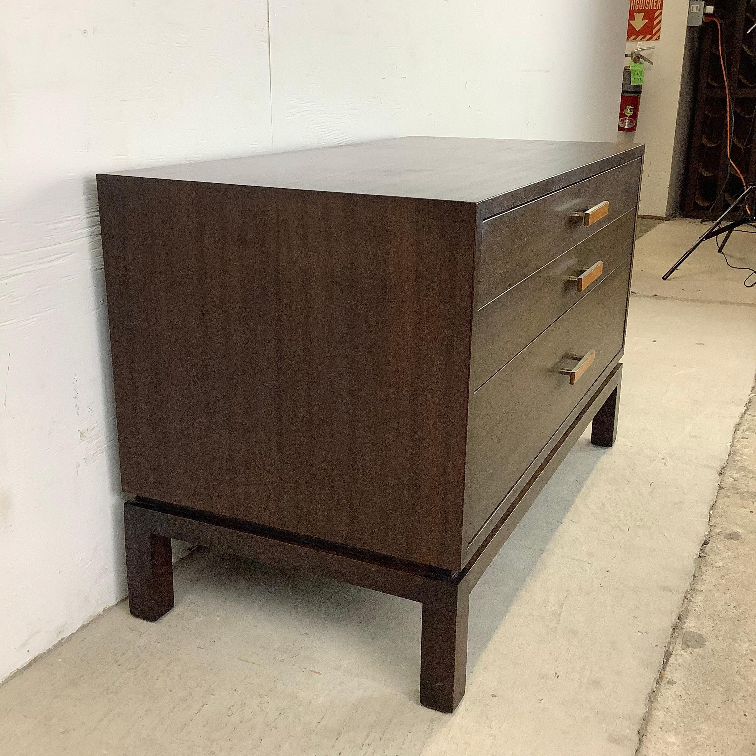 Mid-Century Nightstand & End Table by Harvey Probber, Signed In Good Condition For Sale In Trenton, NJ