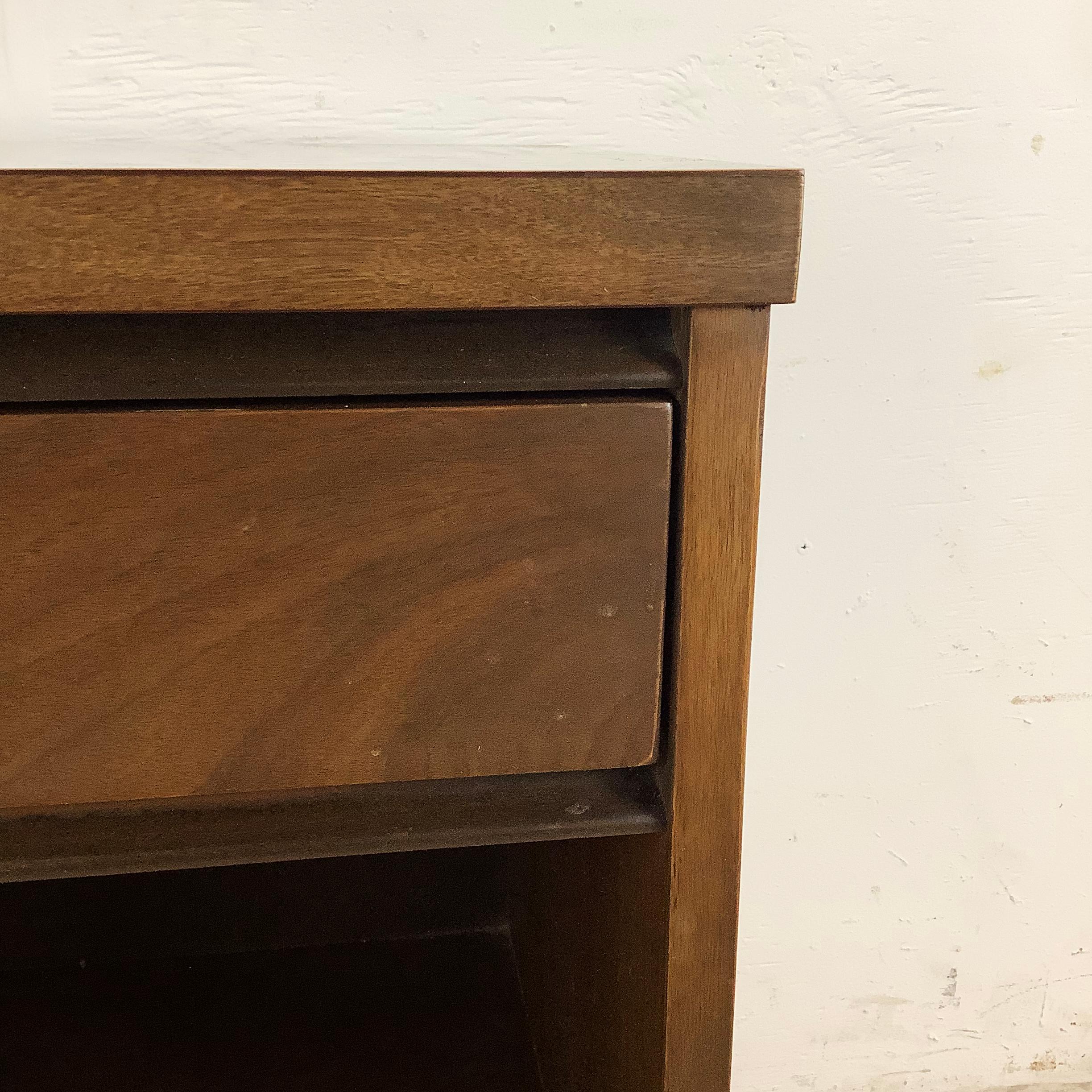 Mid-Century Nightstand 2