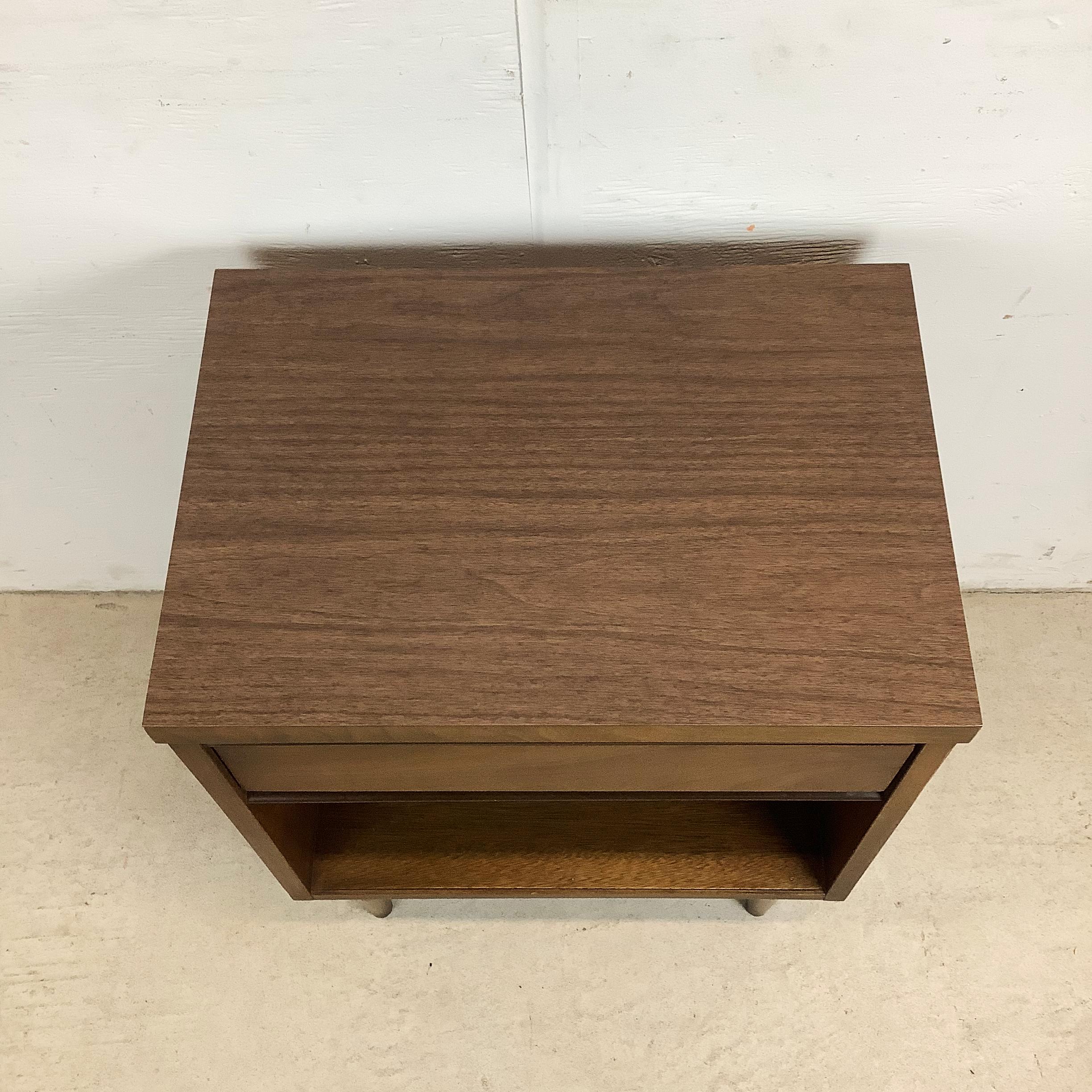 Mid-Century Modern Mid-Century Nightstand