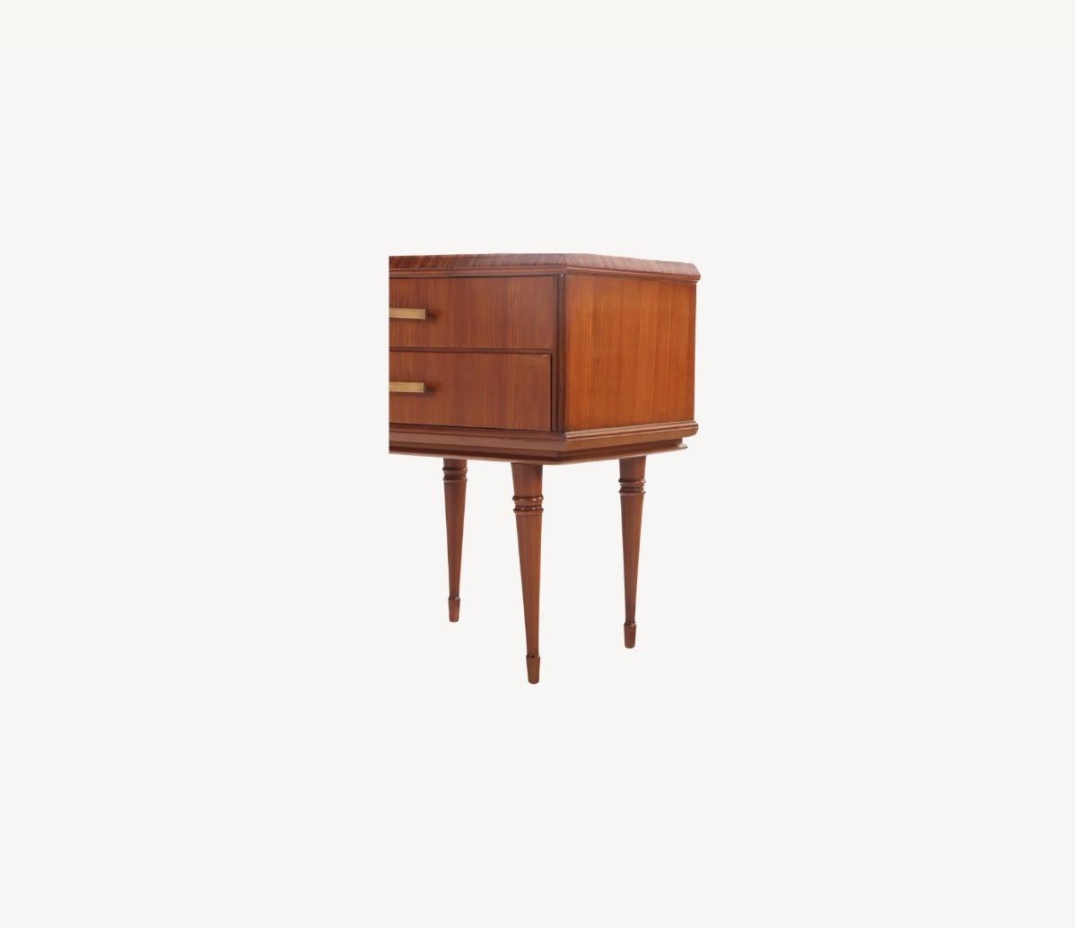 Américain Tables de nuit du milieu du siècle, c.C. 1960 en vente