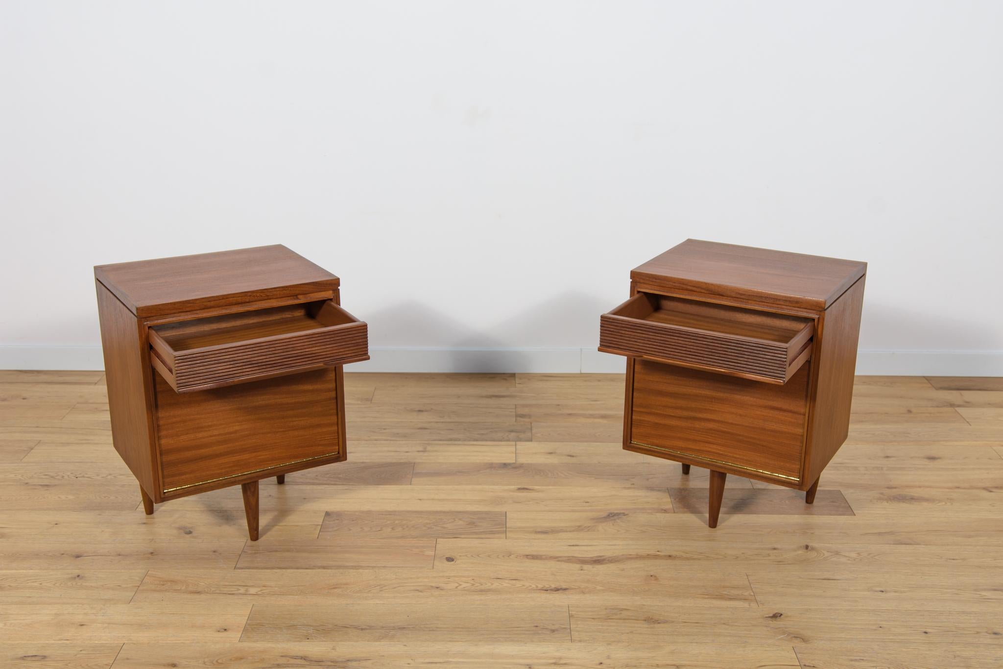 Mid-Century Nightstands from White & Newton, 1960s, Set of 2 8
