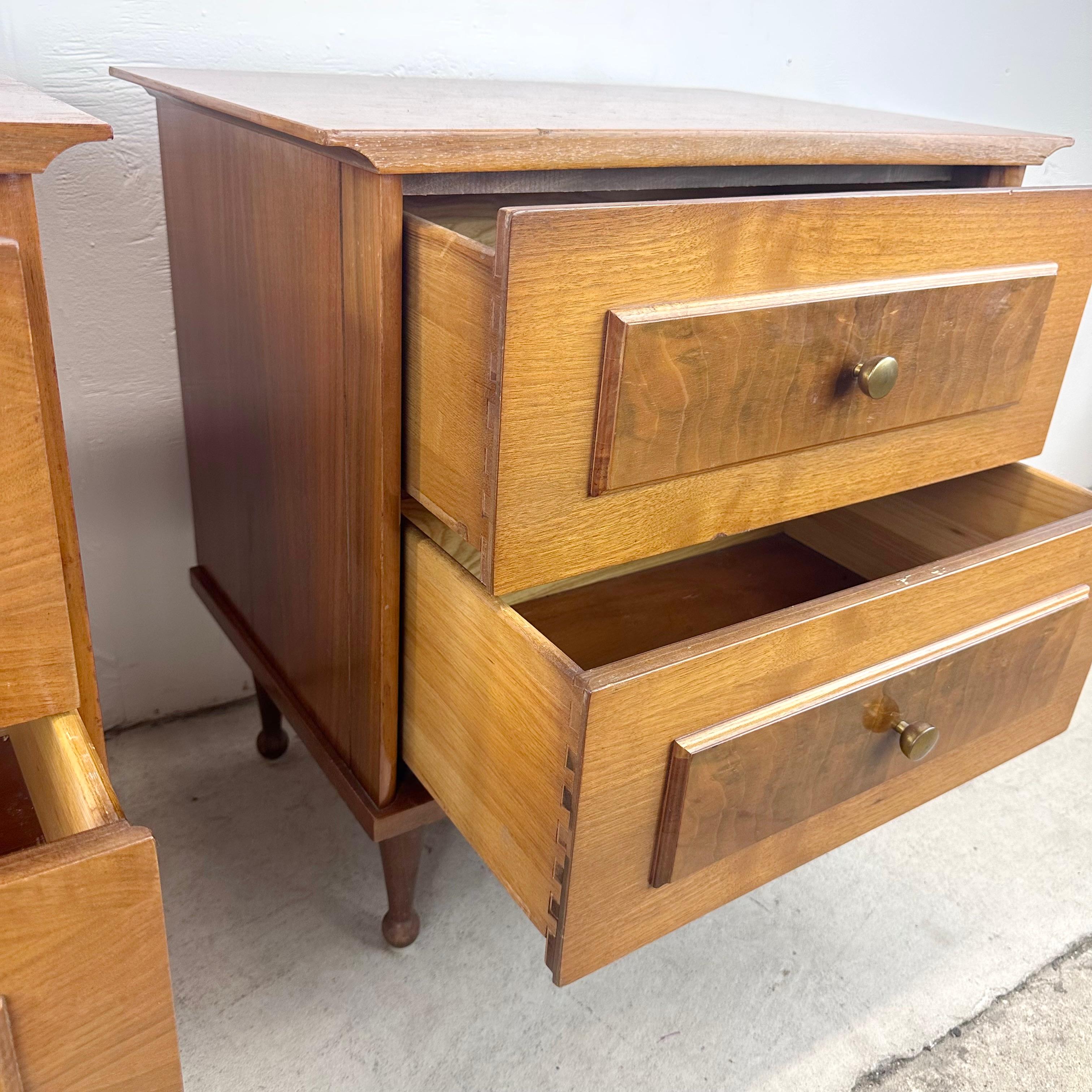 20th Century Mid-century Nightstands with Drumstick legs