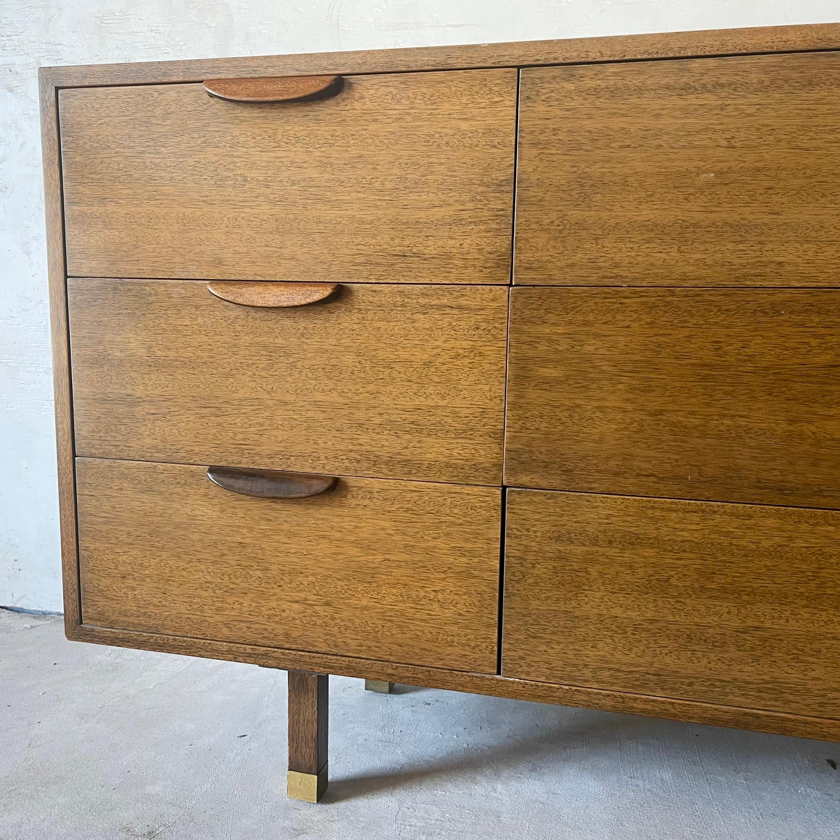 Mid-Century Nine Drawer Dresser signed Harvey Probber For Sale 4