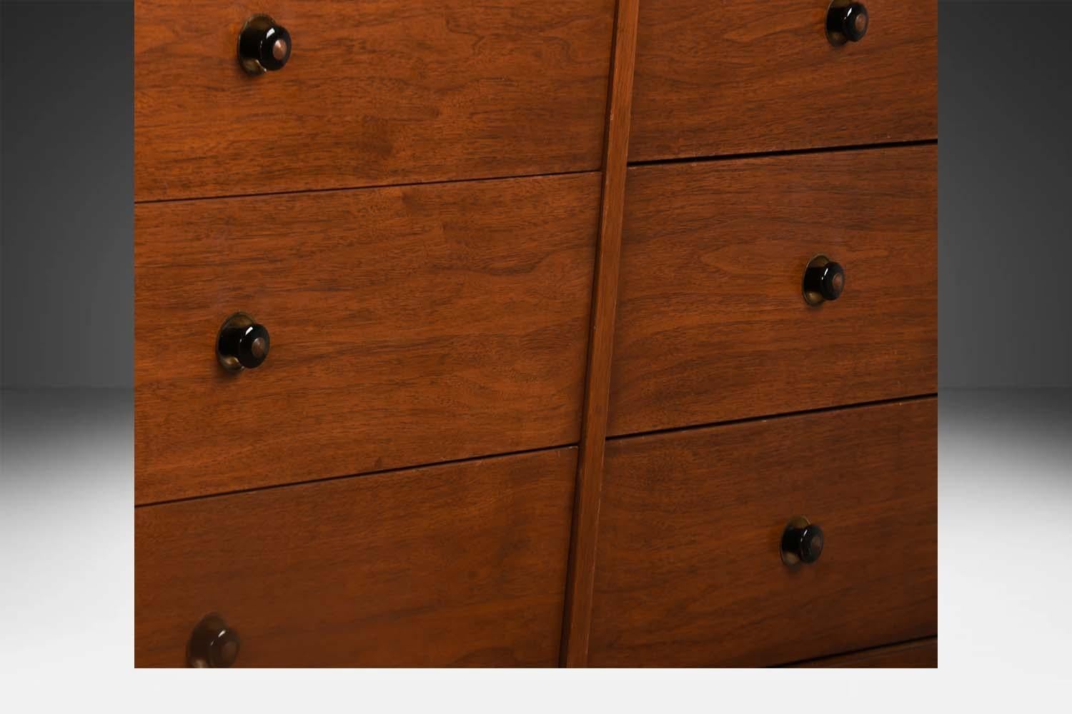 Mid-20th Century Mid-Century Nine Drawer Modern Dresser For Sale