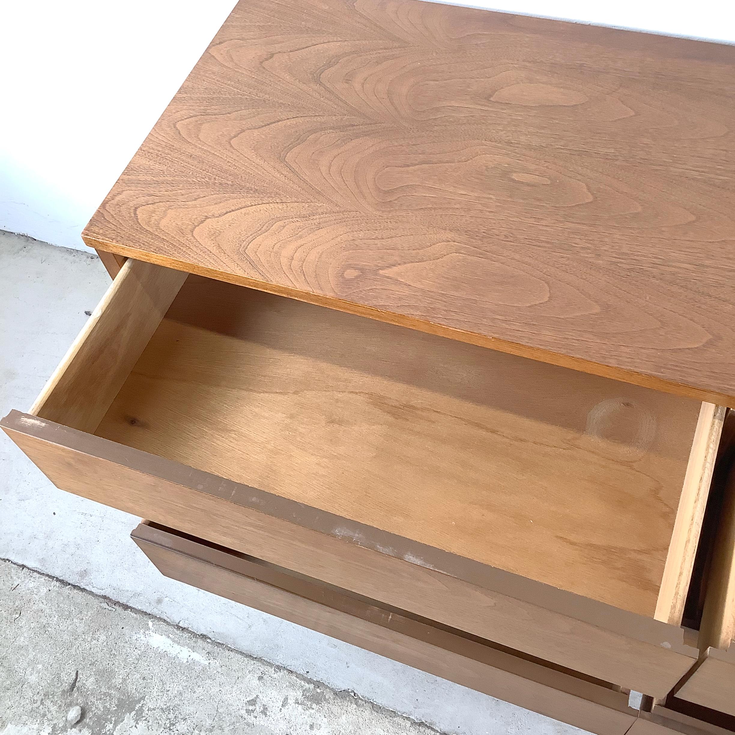 Mid-Century Nine Drawer Walnut Bedroom Dresser For Sale 6