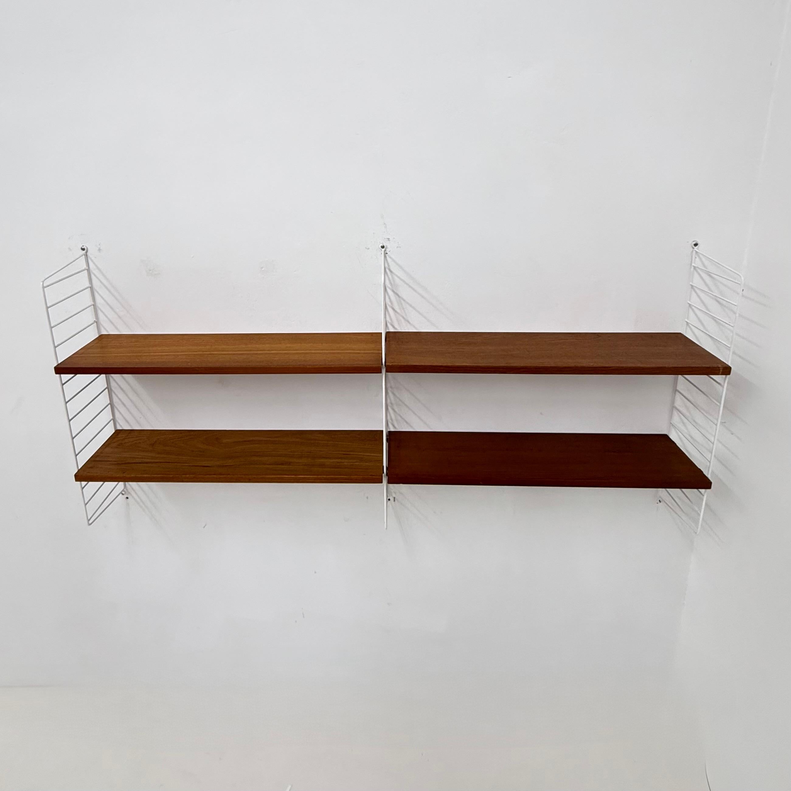 Mid-Century Nisse Strinning string design teak wall unit , 1960s In Good Condition For Sale In Delft, NL