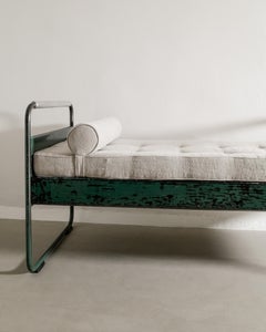 Daybed di metà secolo "No 17 / Fabert" di Jean Prouvé prodotto in Francia, anni '50