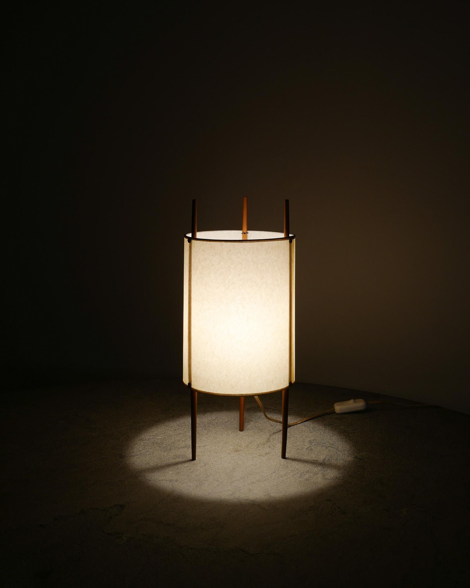 Lampe de bureau cylindrique 