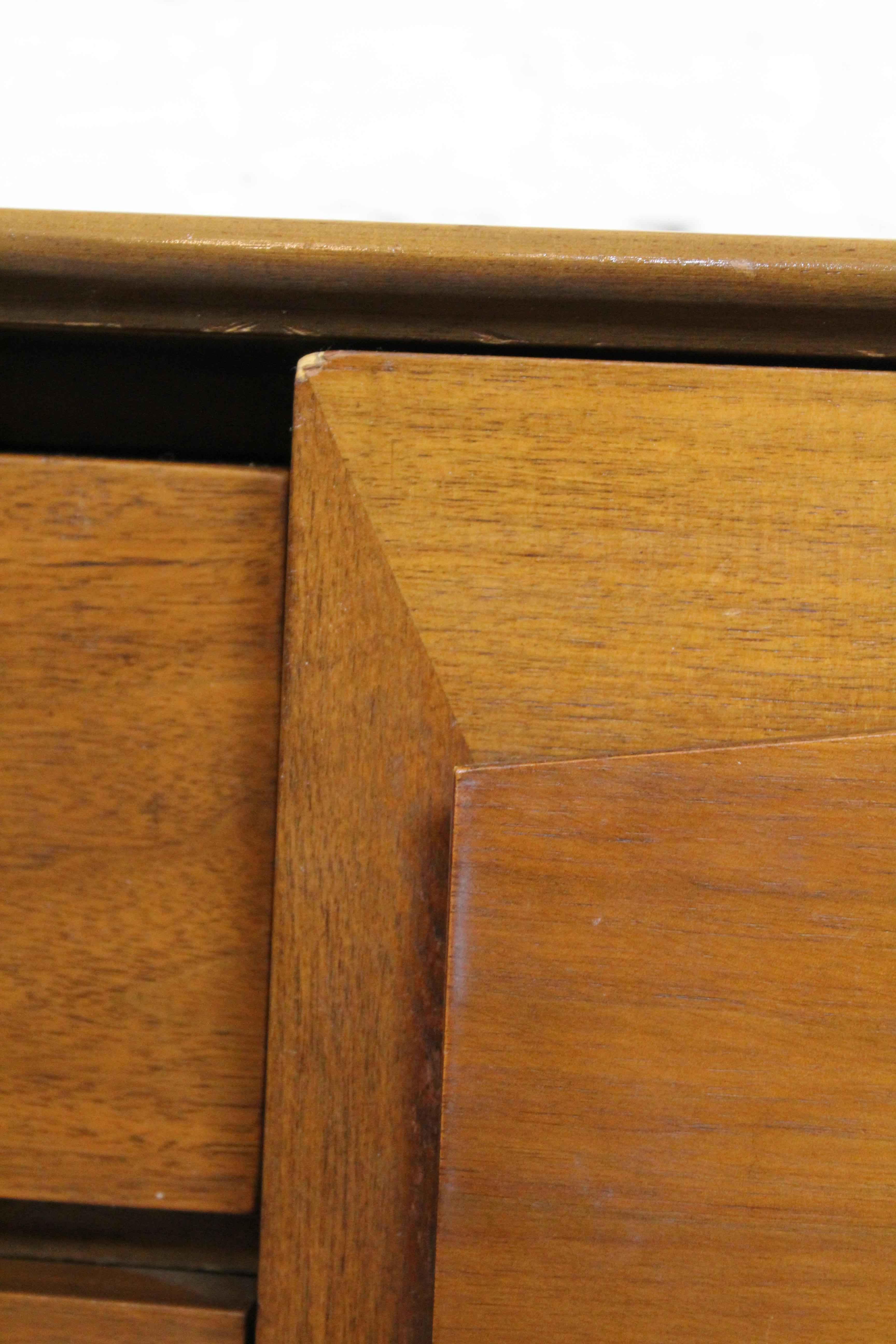 Credenza 