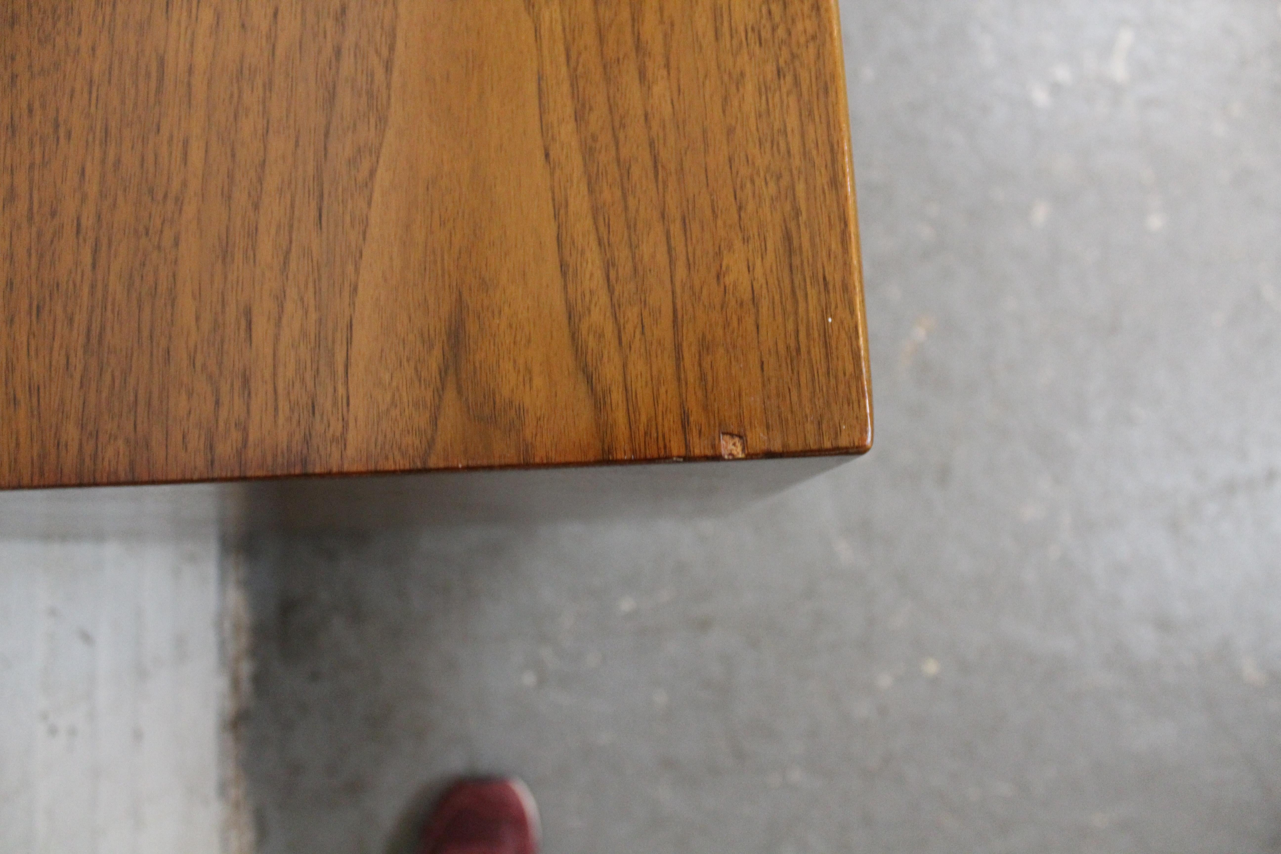 Credenza 