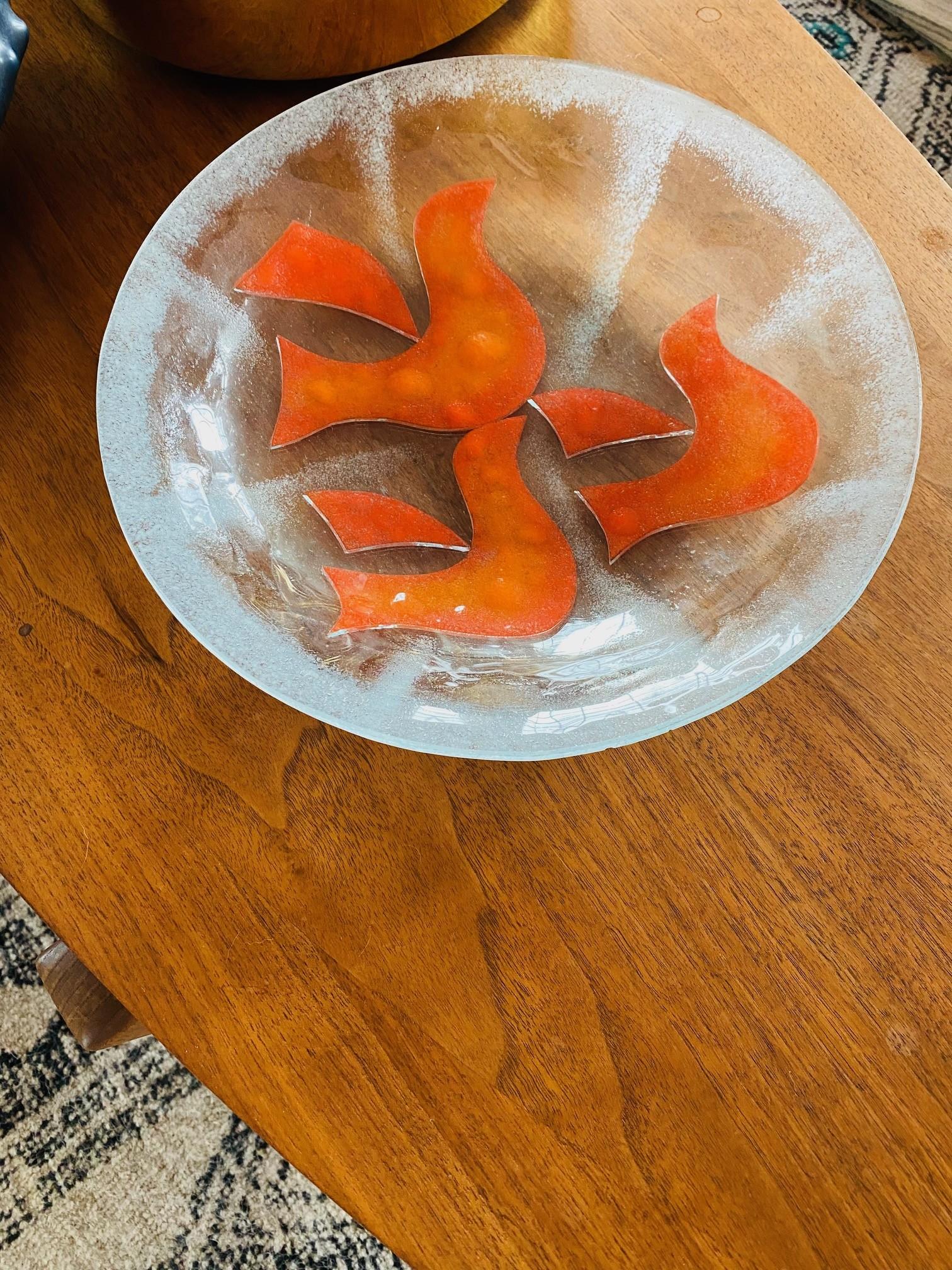 Mid Century Nordic Stained Glass Art Bowl In condizioni buone in vendita a San Diego, CA