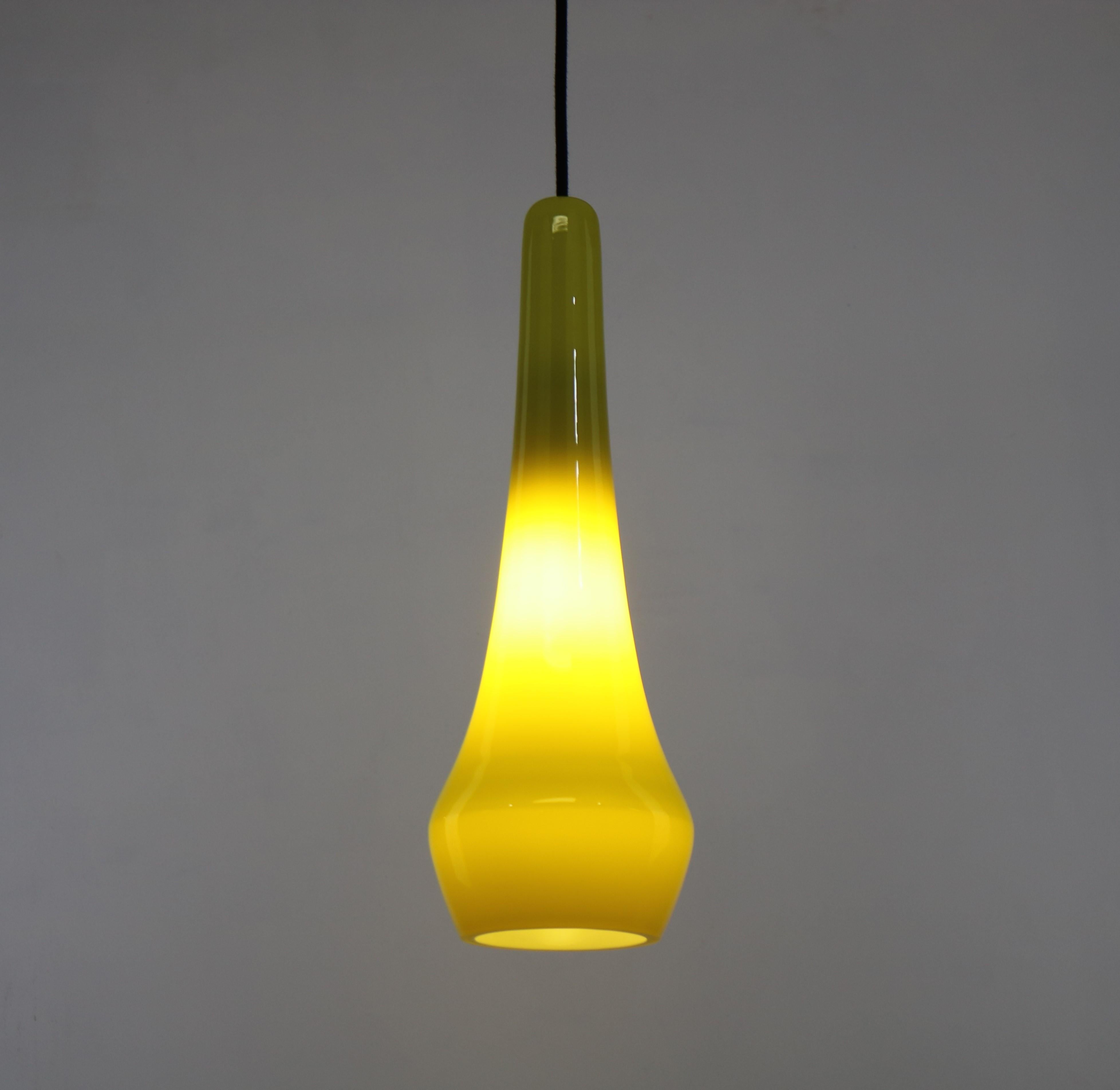 Midcentury Nordic Yellow Glass Pendant Lamp 5