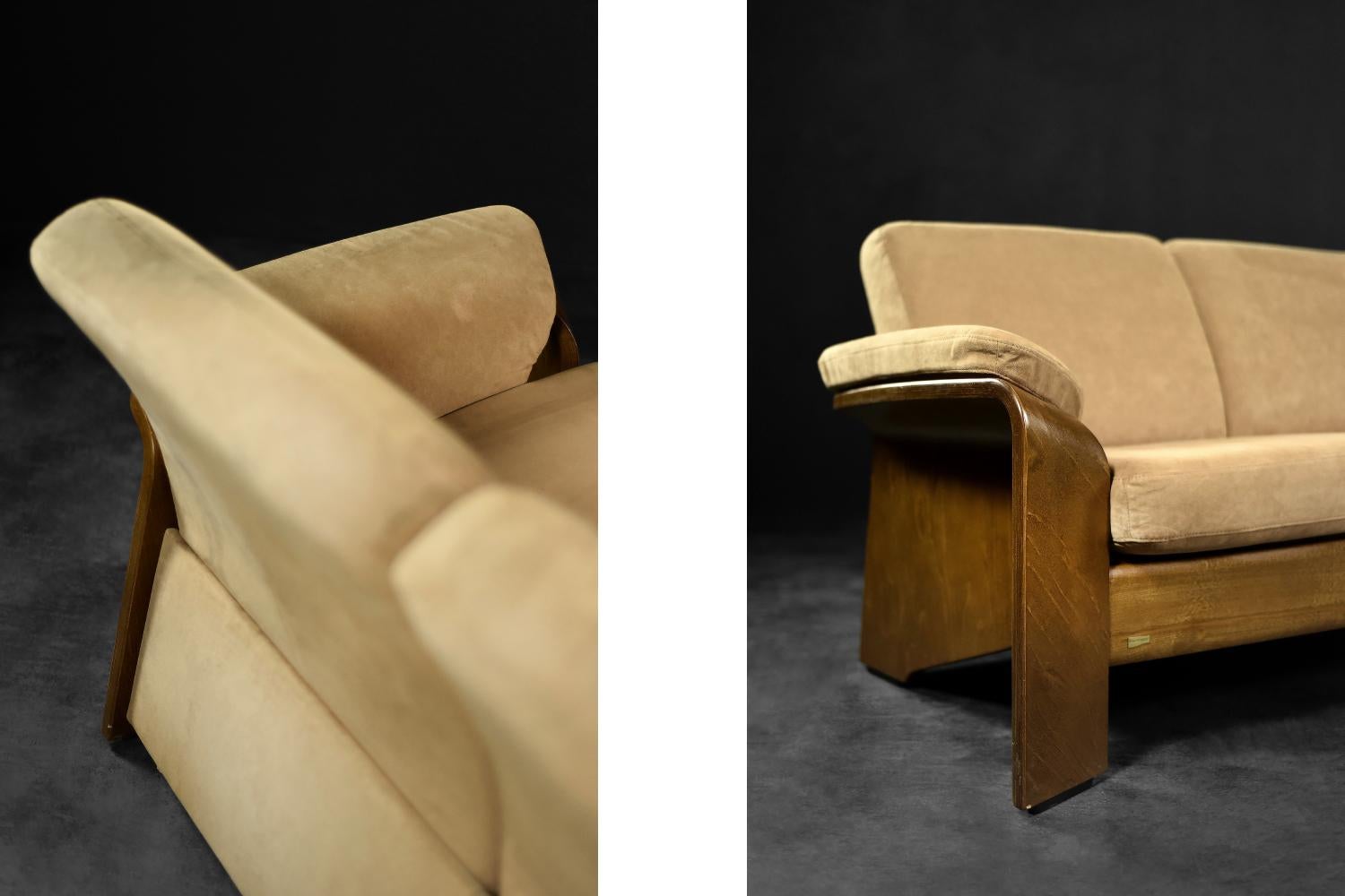 Mid-Century Norwegian Modern 2-Seater Sofa Stressless Pegasus Low Back Loveseat For Sale 5