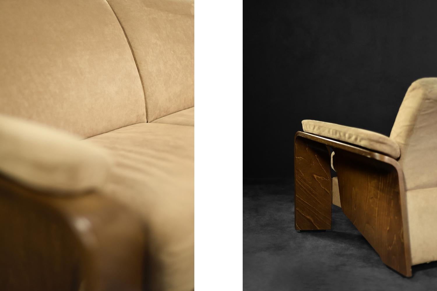 Contemporary Mid-Century Norwegian Modern 2-Seater Sofa Stressless Pegasus Low Back Loveseat For Sale