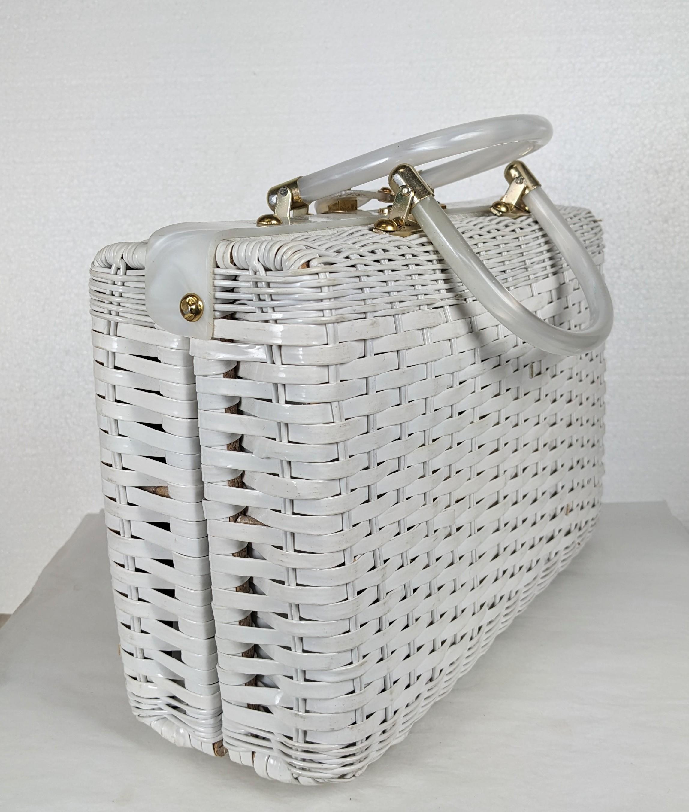 Mid Century Novelty Wicker Seaside Themed Bag In Good Condition For Sale In New York, NY