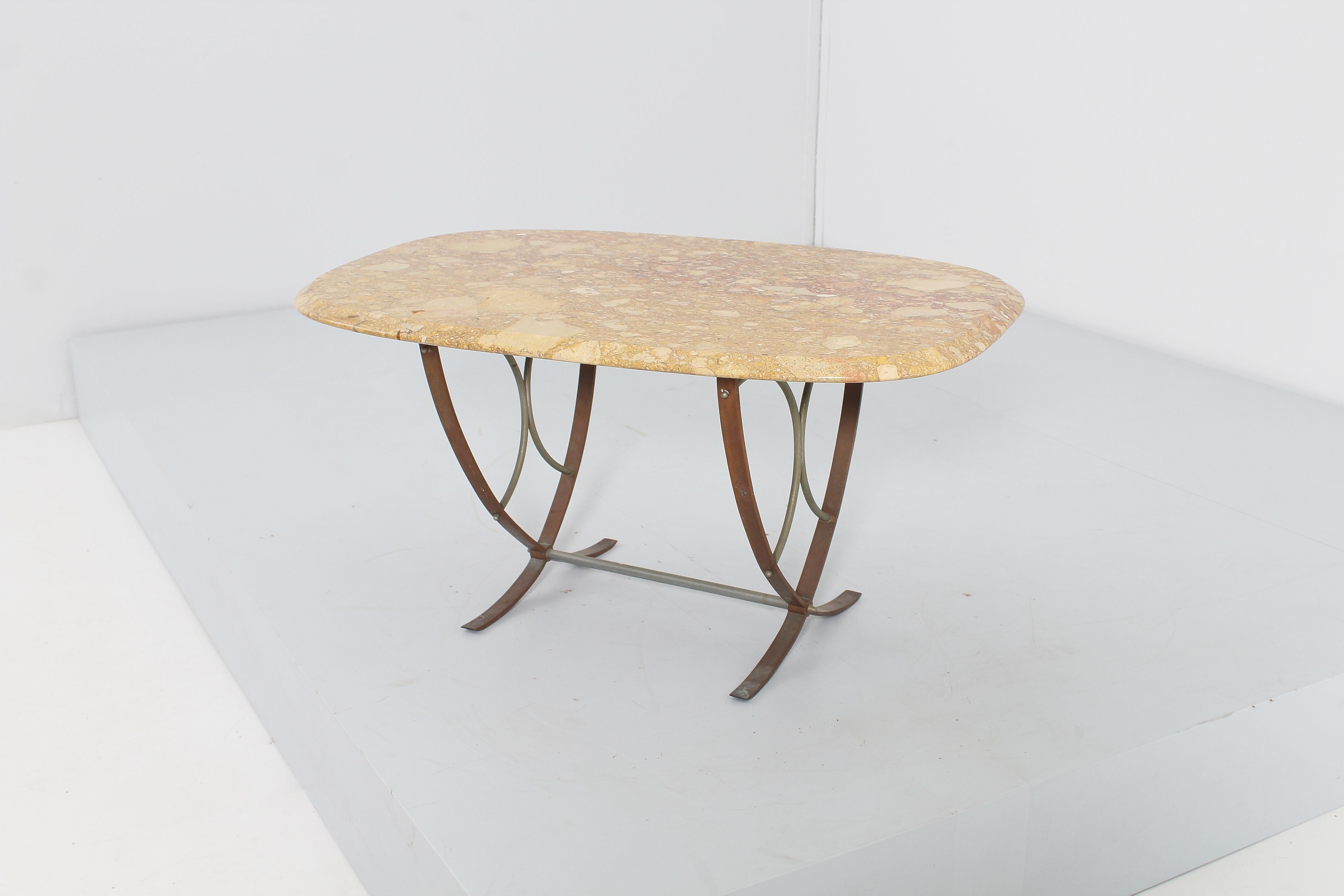 Mid-Century O. Borsani Marble and Bronze Coffee Table, Italy 50s In Good Condition For Sale In Palermo, IT