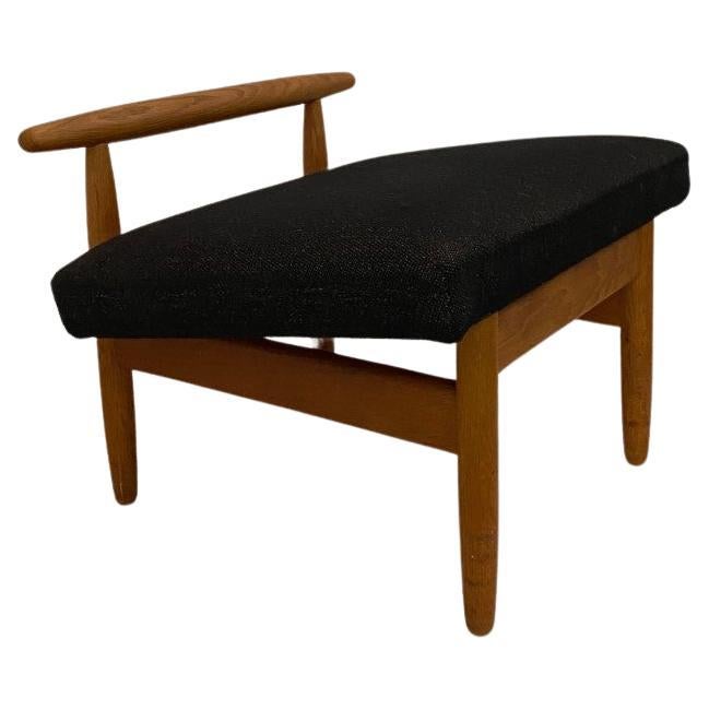 Mid-Century Oak and Wool Stool by Ejvind A. Johansson for FDB Møbler, Denmark For Sale