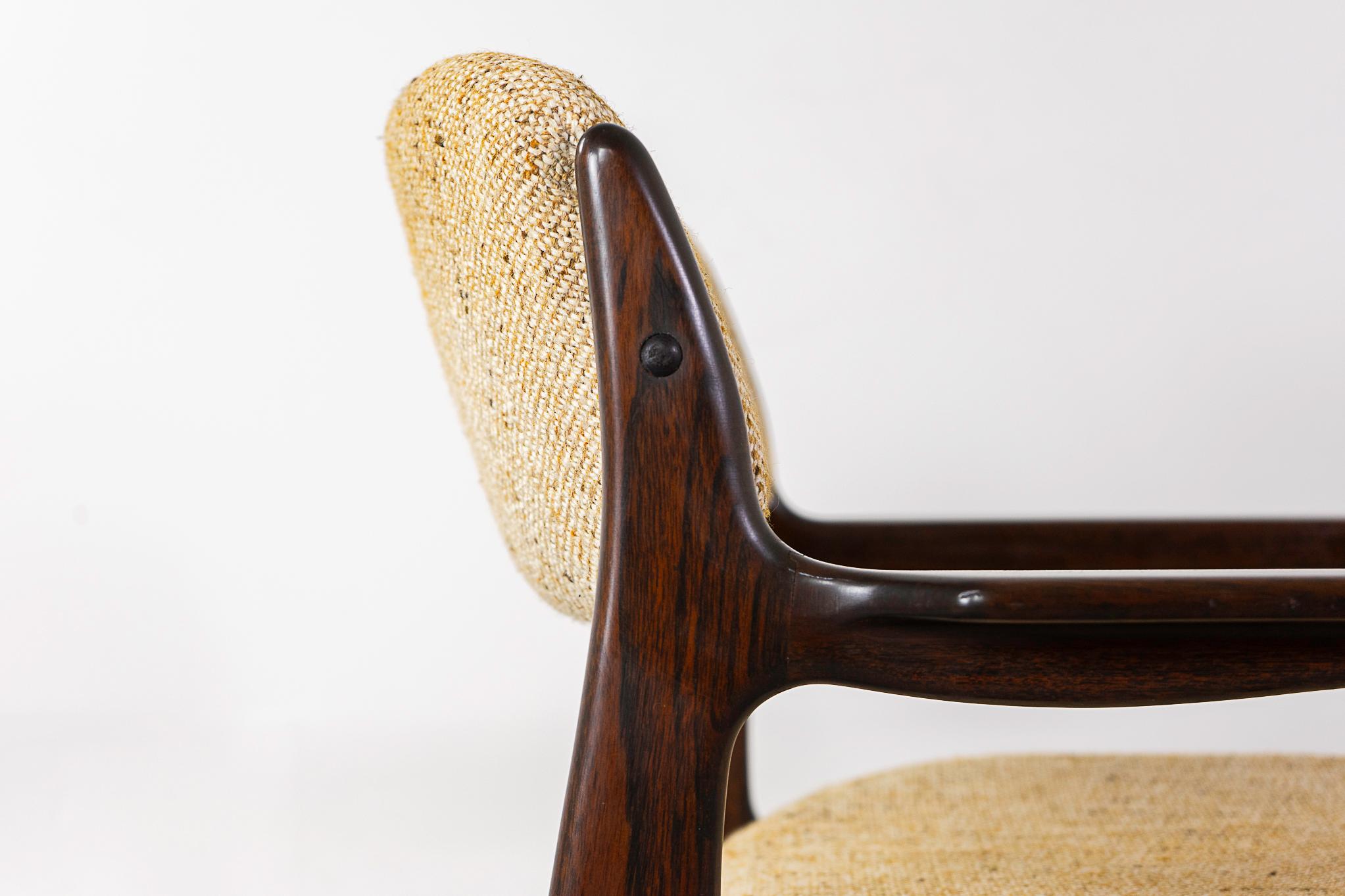  Mid-Century Oak Armchair  For Sale 2