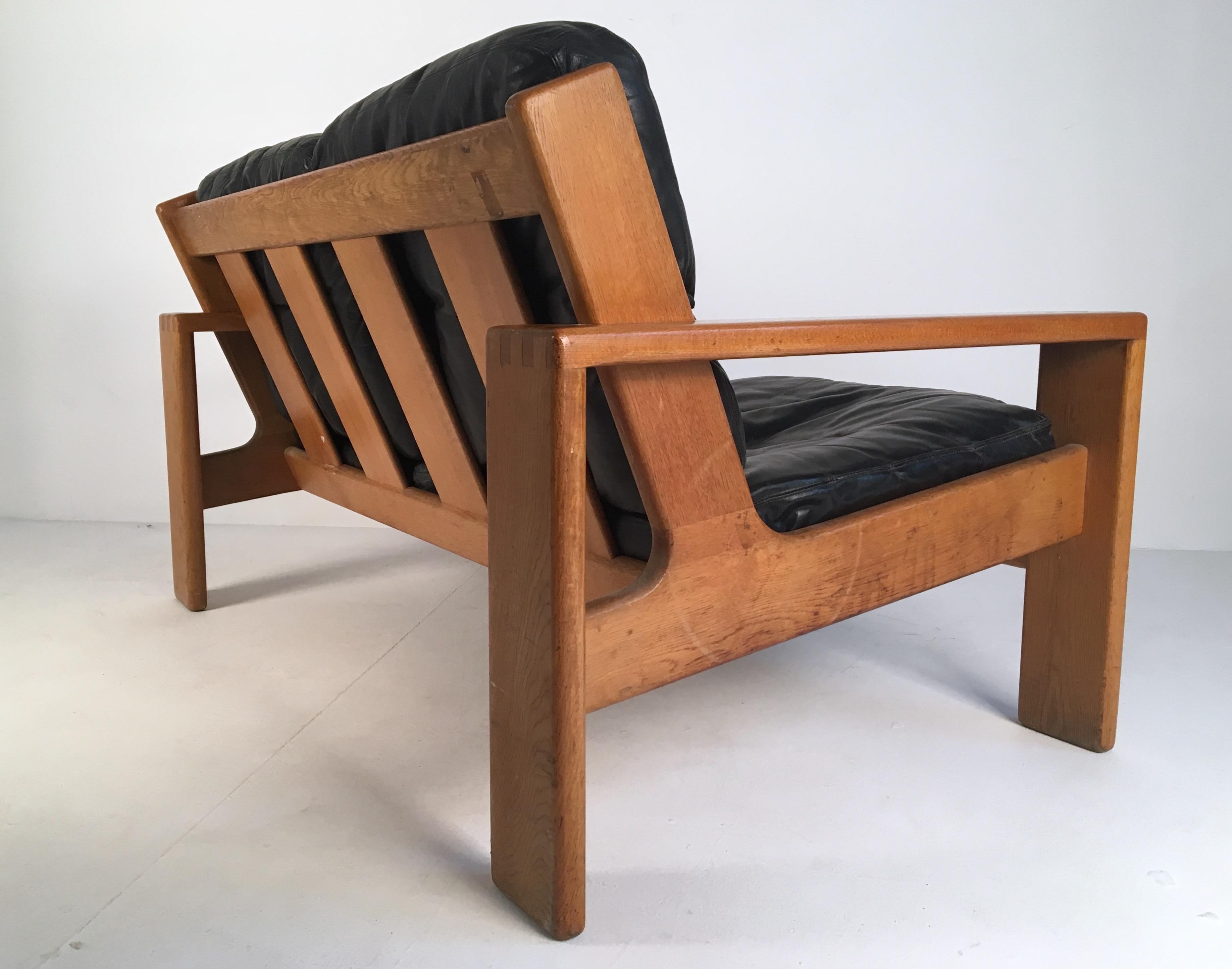 Midcentury Oak & Black Leather ‘Bonanza’ Sofa by E. Pajamies for Asko circa 1960 In Good Condition For Sale In London, GB