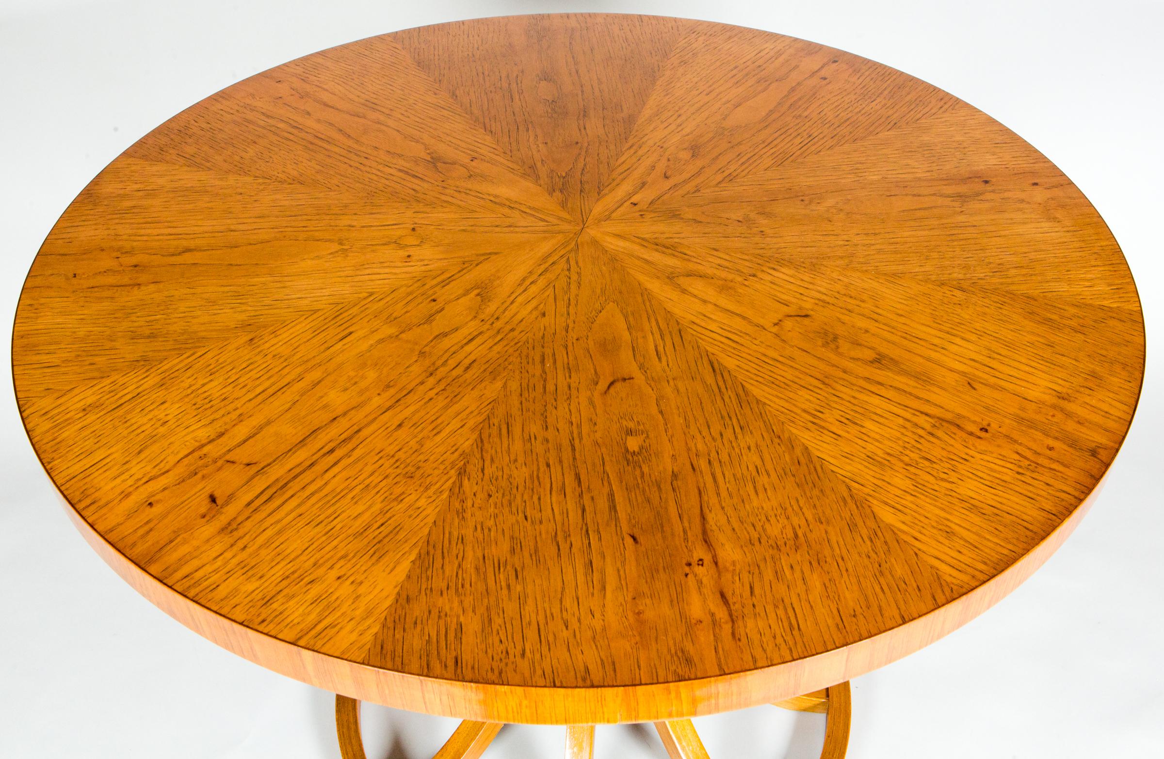 Midcentury Oak Center Table In Good Condition For Sale In Hudson, NY