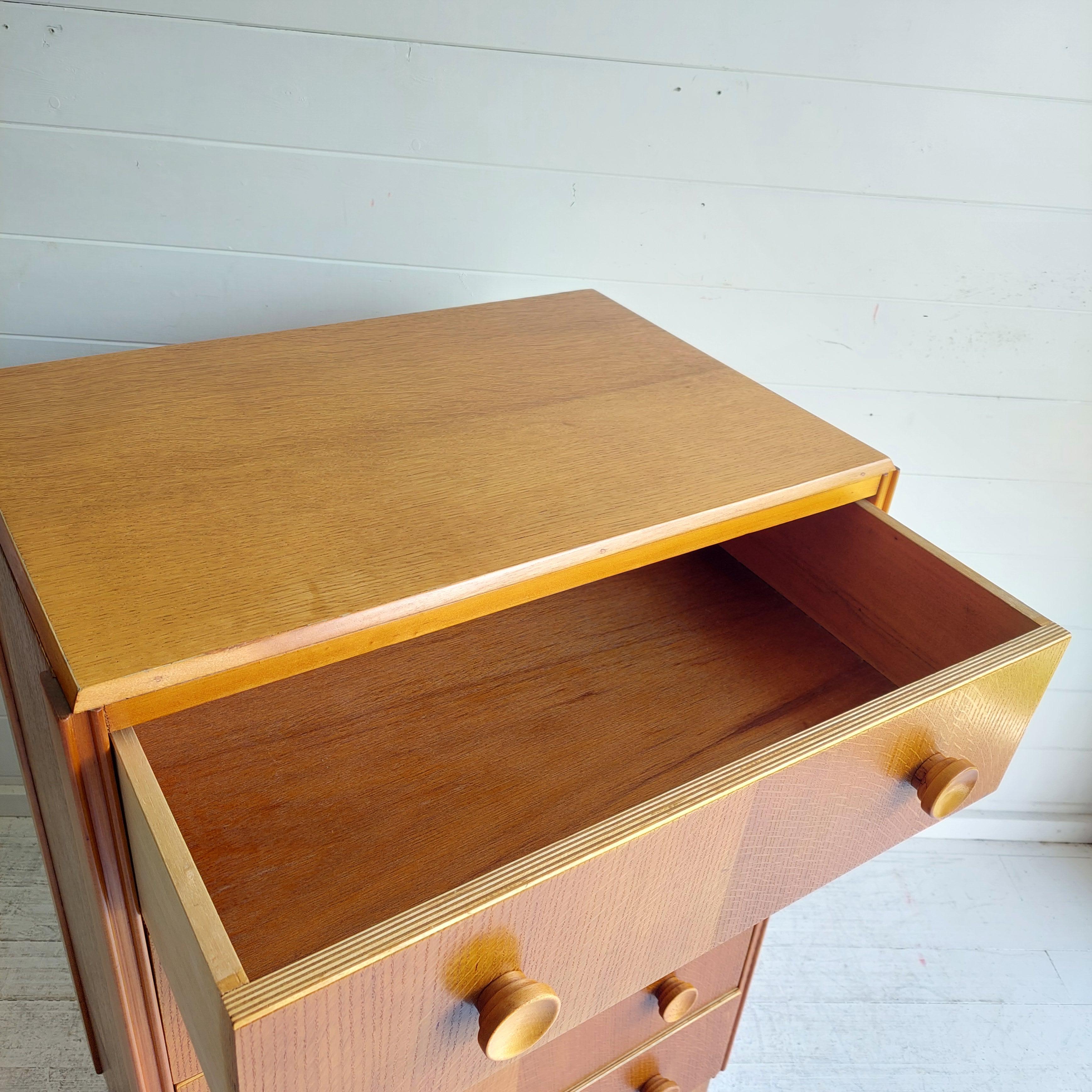 Mid Century Oak Chest Of 5 Drawers Tallboy,  Meredew Style, 60s 8