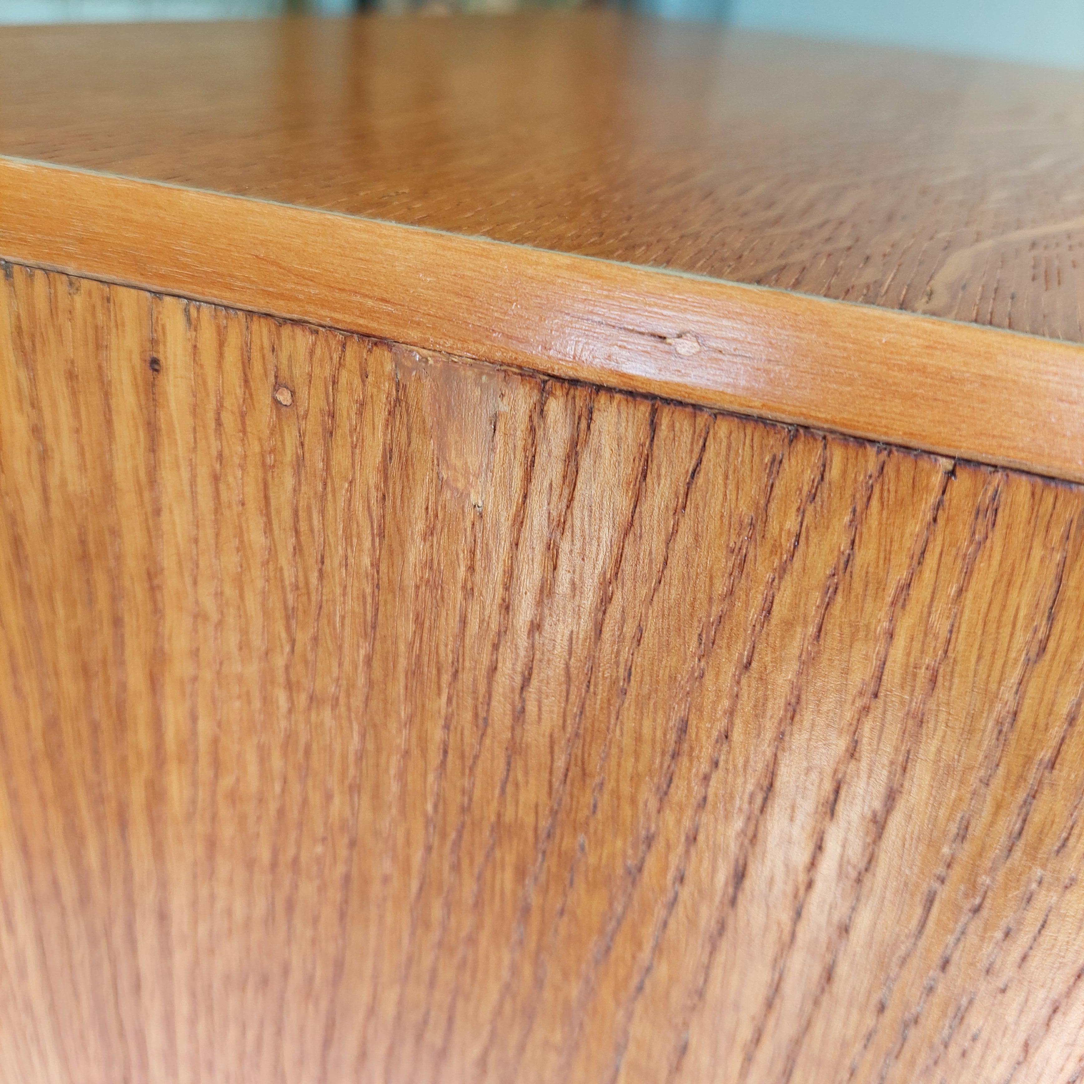 Mid Century Oak Chest Of 5 Drawers Tallboy,  Meredew Style, 60s 13