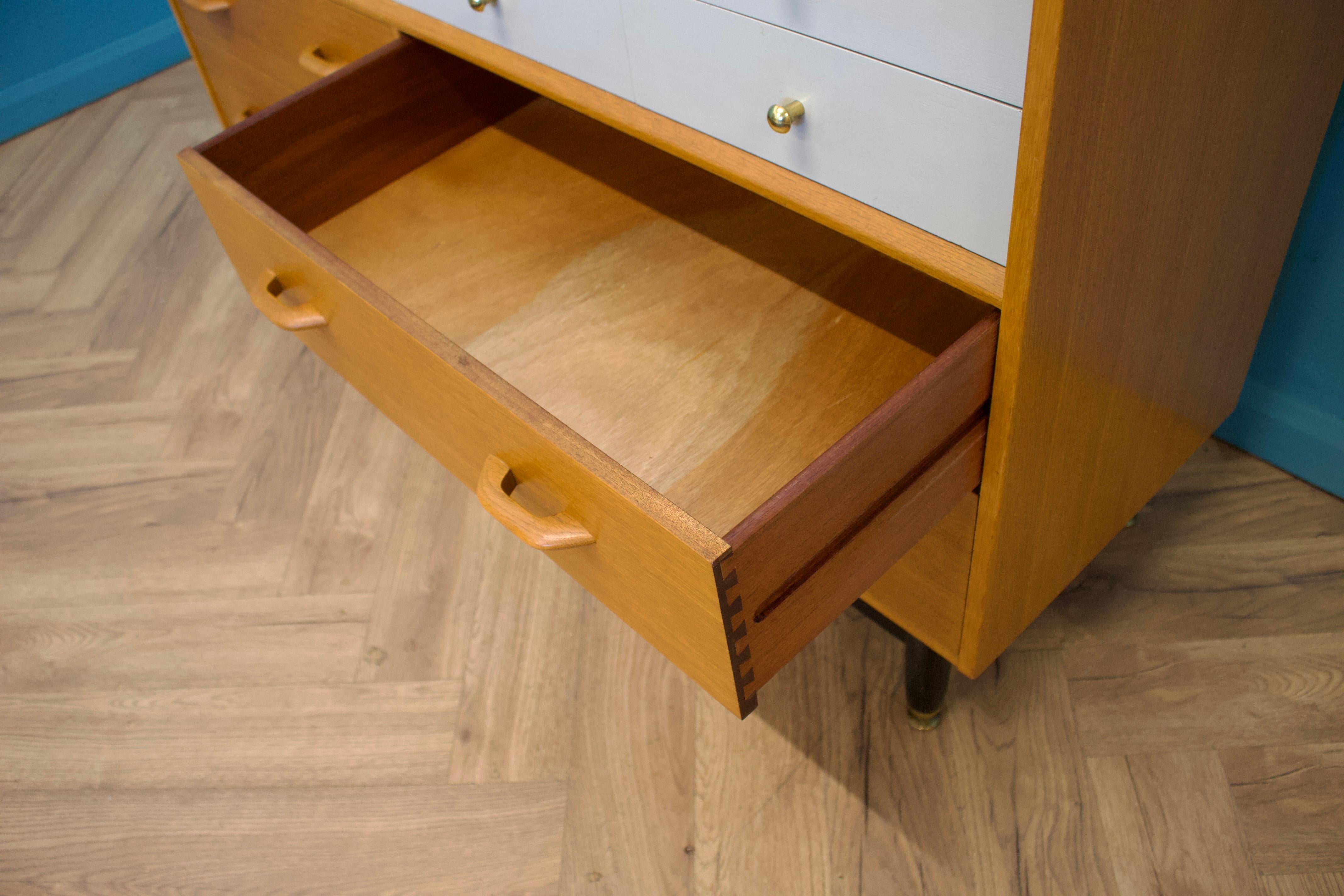 Mid-Century Oak Chest of Drawers or Sideboard from G Plan, 1950s 1