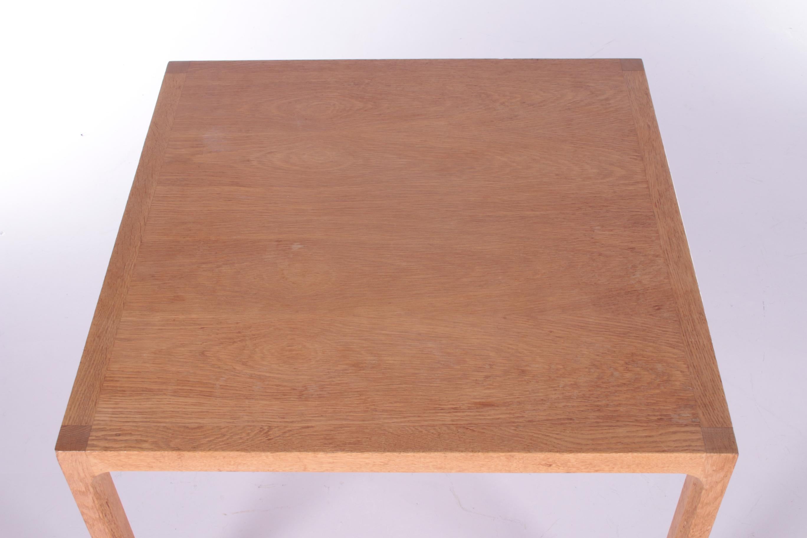 Mesa baja de roble de mediados de siglo de Kai Kristiansen para Aksel Kjersgaard, años 60 en venta 5