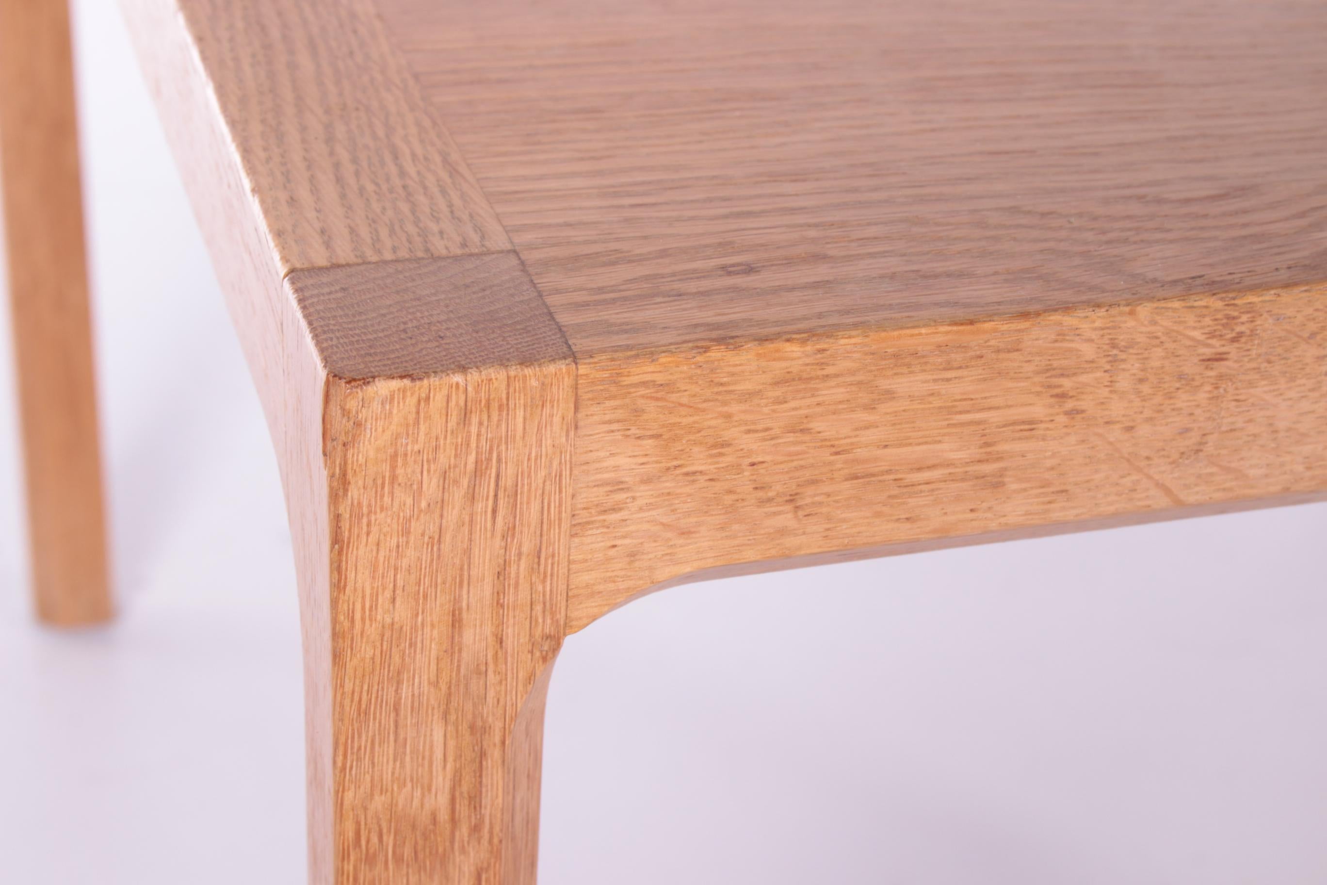 Mesa baja de roble de mediados de siglo de Kai Kristiansen para Aksel Kjersgaard, años 60 en venta 6
