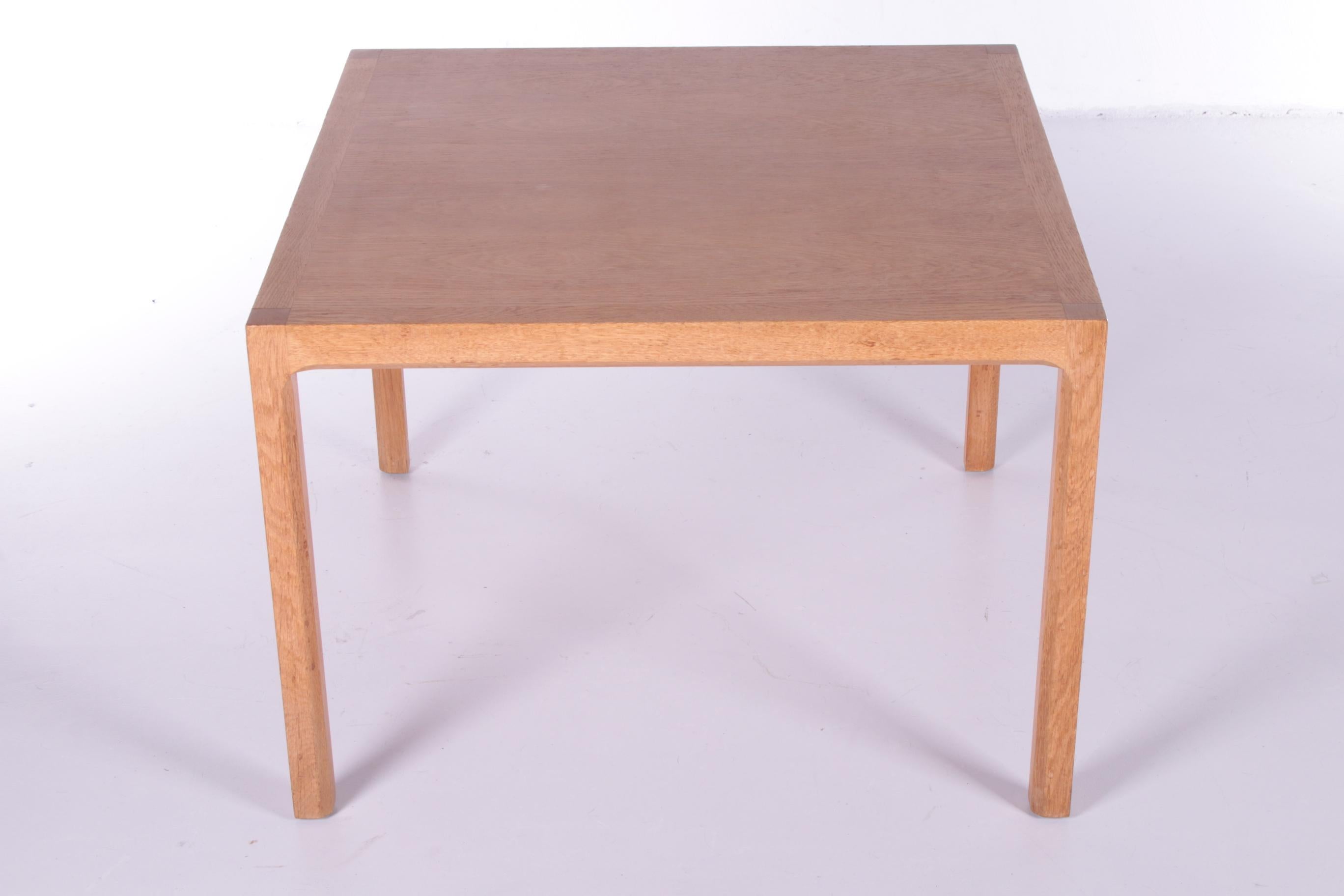 Mesa baja de roble de mediados de siglo de Kai Kristiansen para Aksel Kjersgaard, años 60 en venta 1
