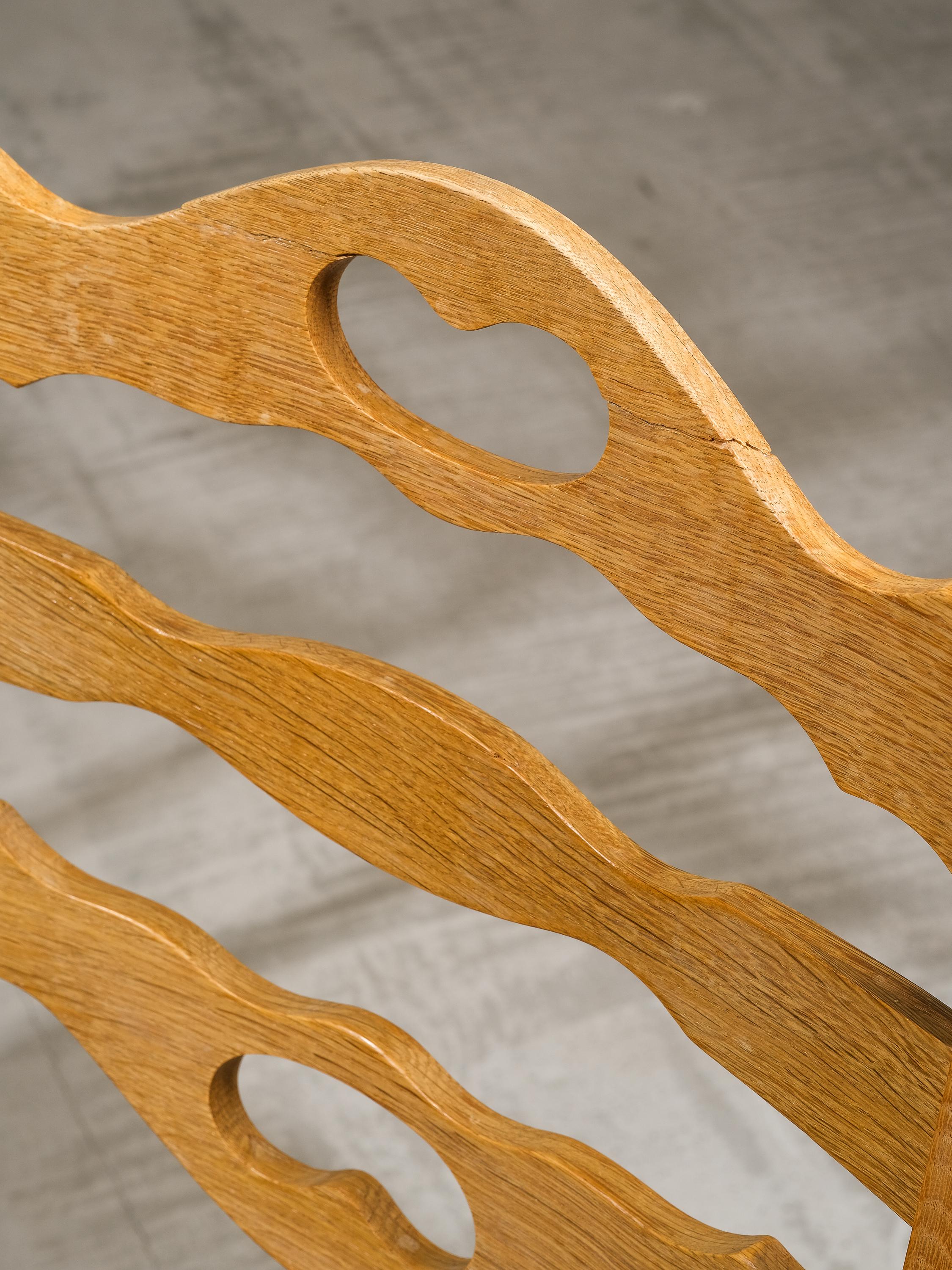 Sedie da pranzo danesi di metà secolo in Oak di Henning Kjærnulf, Danimarca, set di 6 pezzi in vendita 4