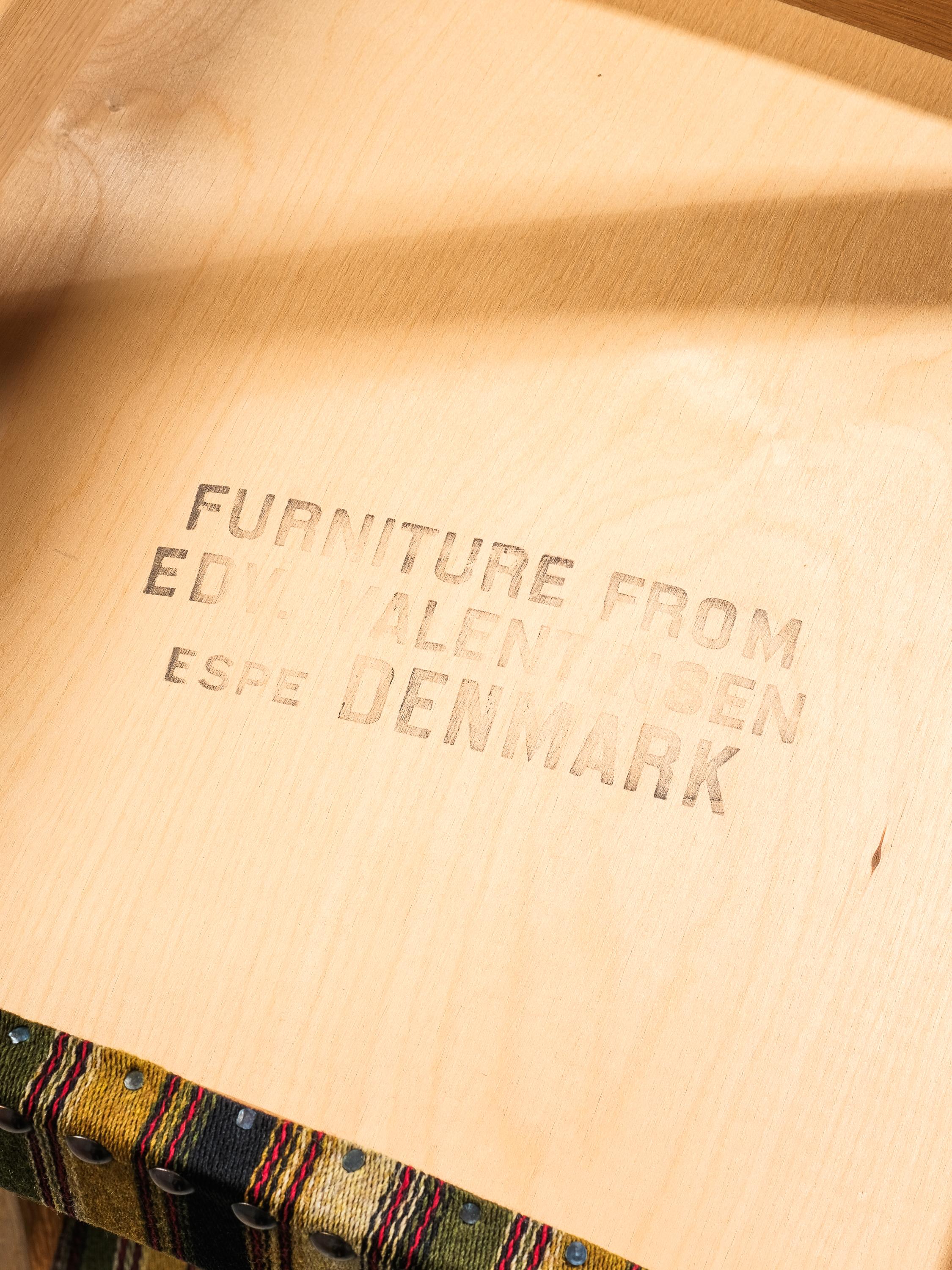 Sedie da pranzo danesi di metà secolo in Oak di Henning Kjærnulf, Danimarca, set di 6 pezzi in vendita 13