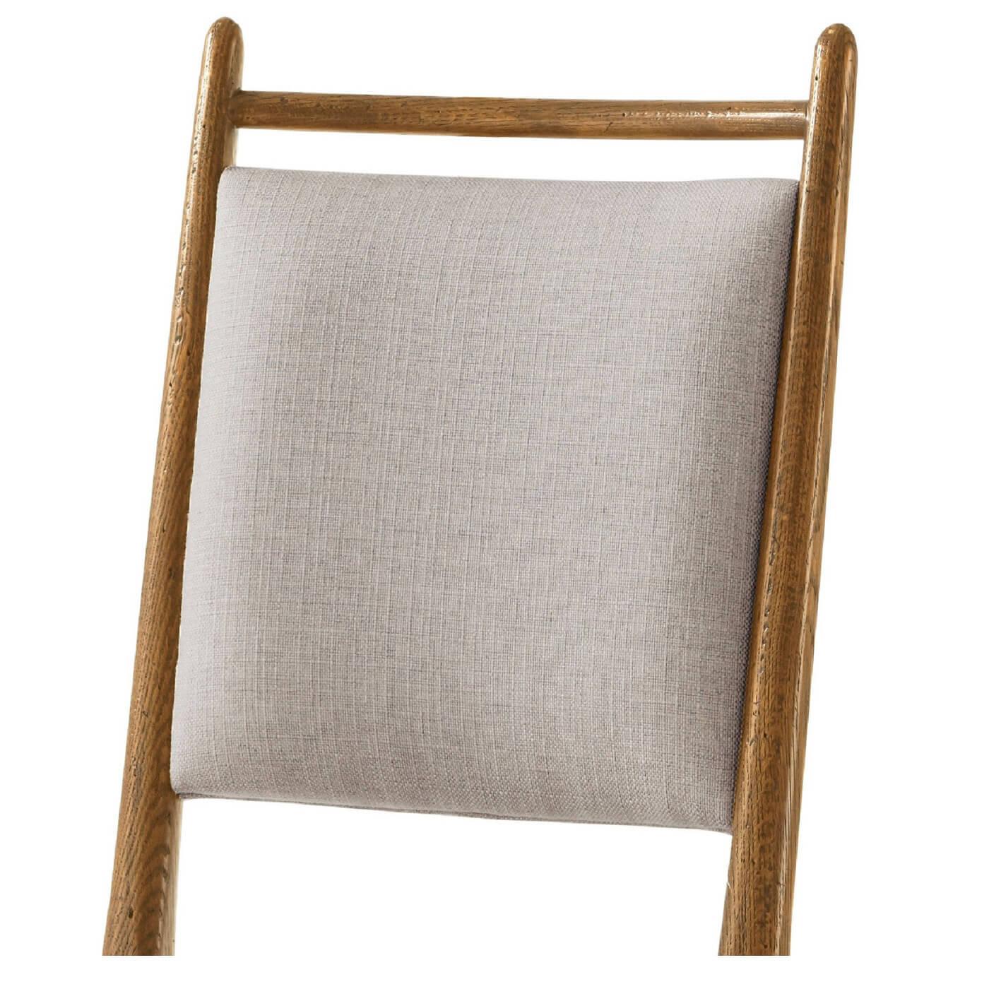 Mid-Century Modern Chaise de salle à manger en Oak Mid Century, Light (Lot de 2) en vente