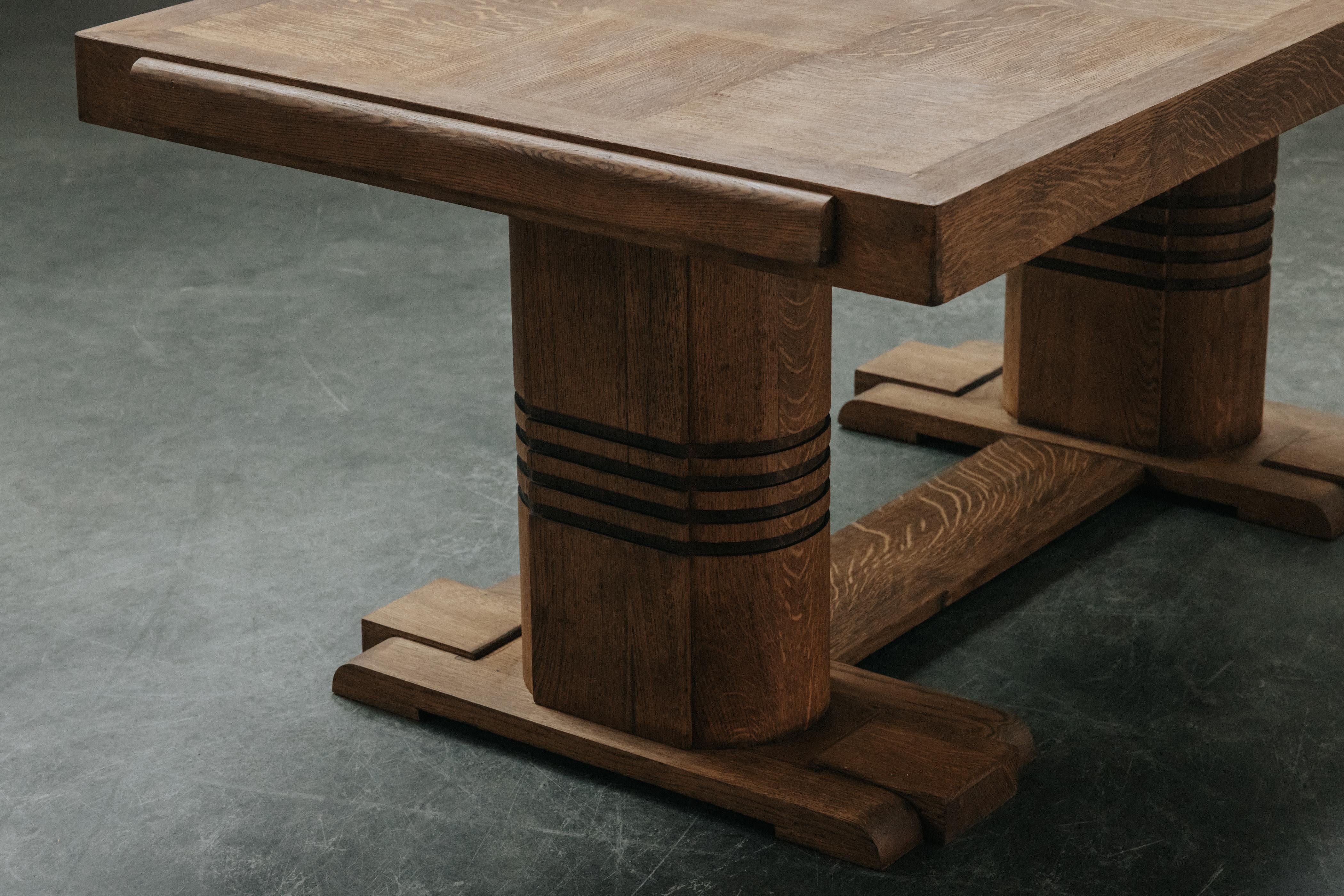 Mid Century Oak Dining Table From France, Circa 1960 For Sale 4