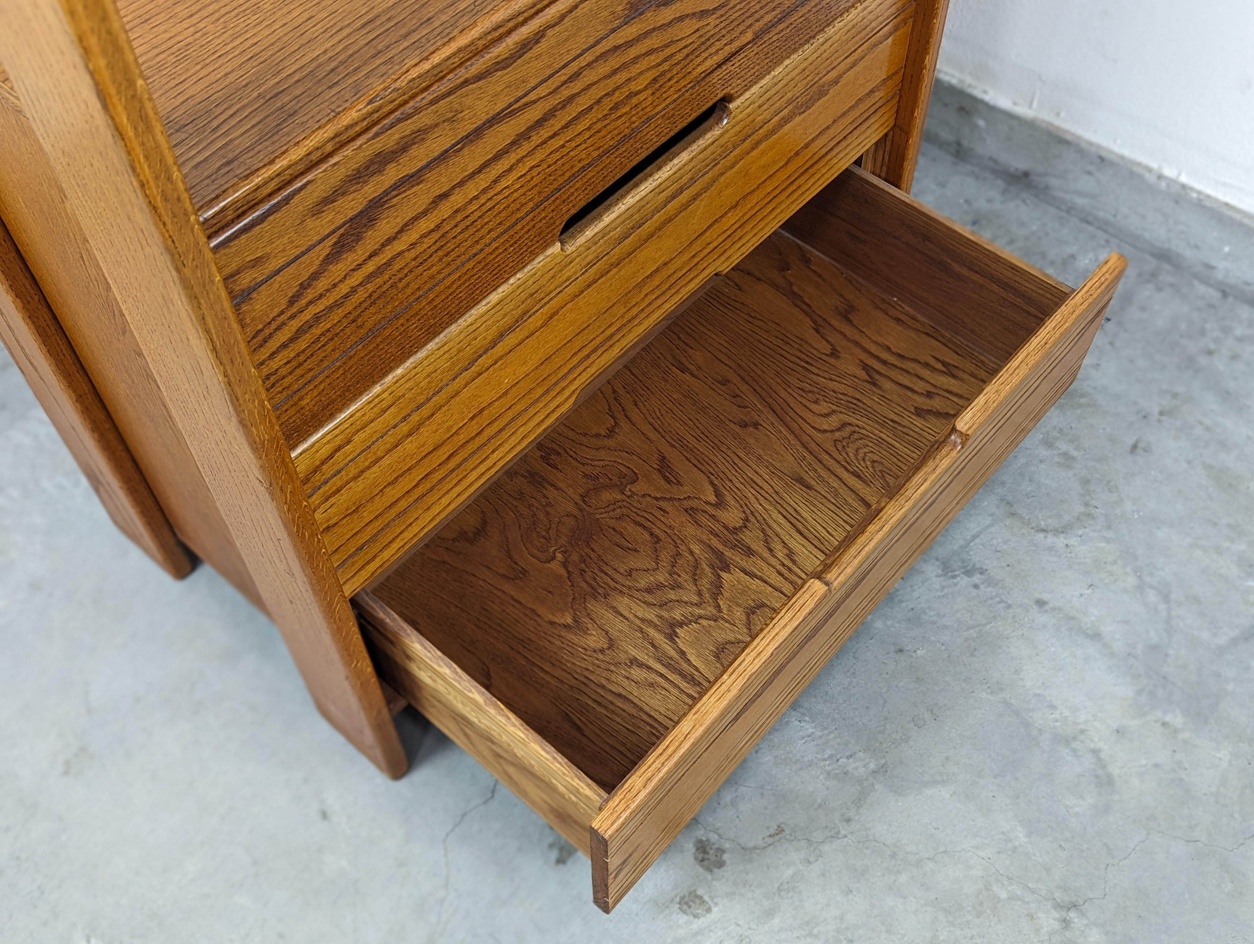 Mid Century Oak Freestanding Wall Unit Shelving/Bookcase by Lou Hodges, c1970s For Sale 2