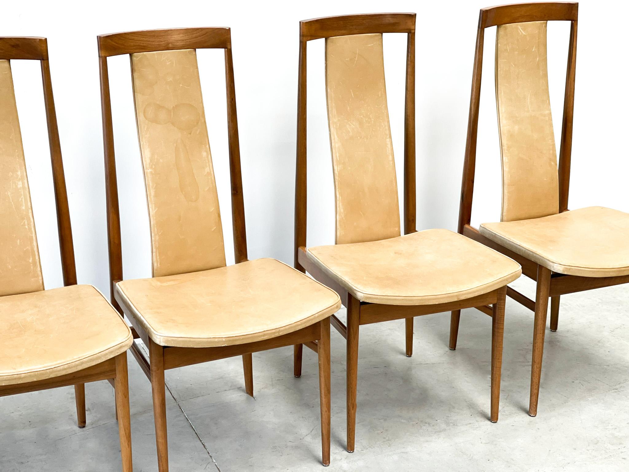 Mid century oak high back dining chairs, 1960s For Sale 1