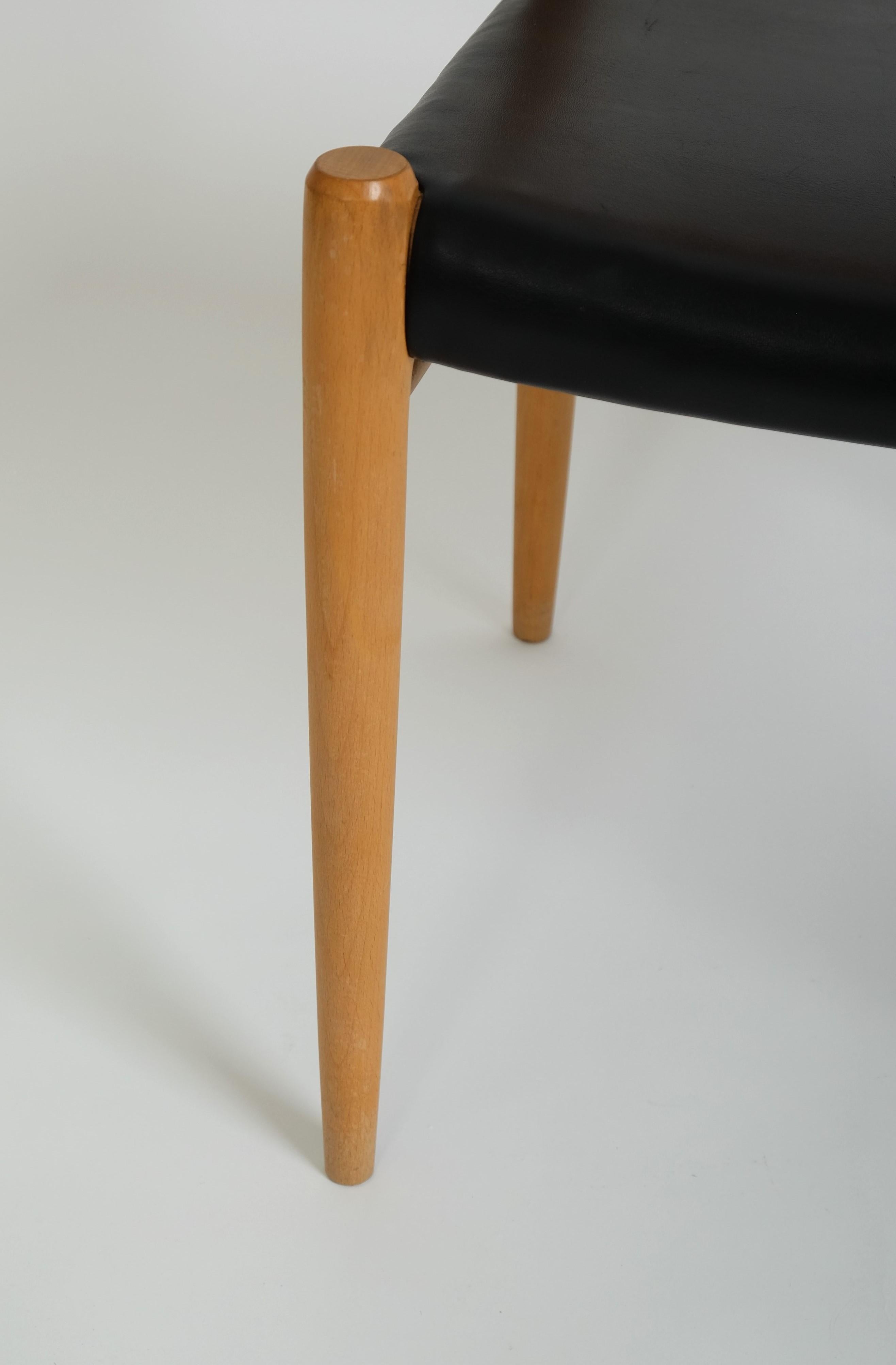 Mid-Century Beech Leather Dining Chair No. 75 by Niels O. Möller for J.L. Möller For Sale 7