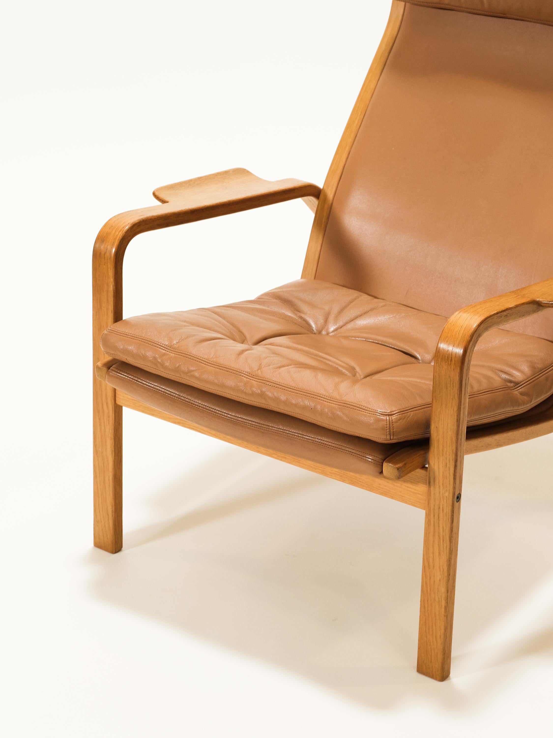 Scandinavian Modern Mid-Century Oak & Leather Lounge Chair by Yngve Ekström for Swedese, 1960s For Sale