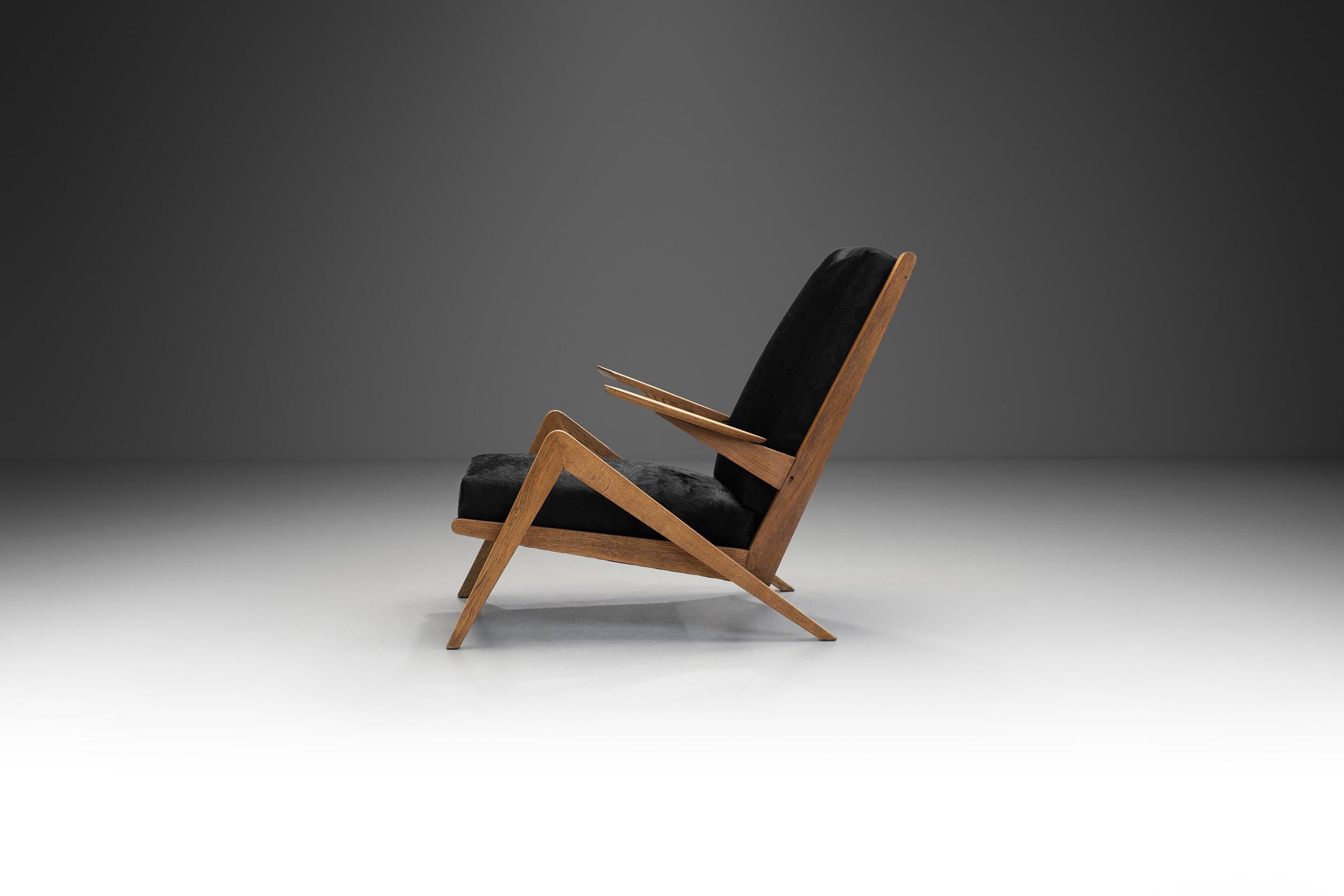 Mid-Century Modern Mid-Century Oak Lounge Chair for Souplina, France circa 1950s