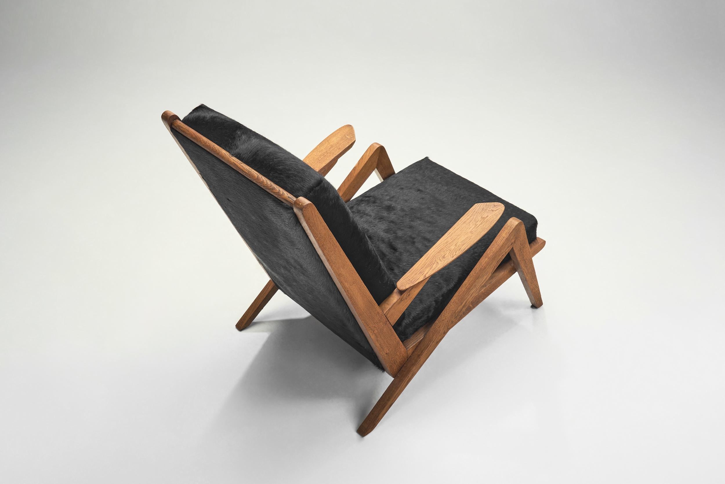 Mid-20th Century Mid-Century Oak Lounge Chair for Souplina, France circa 1950s