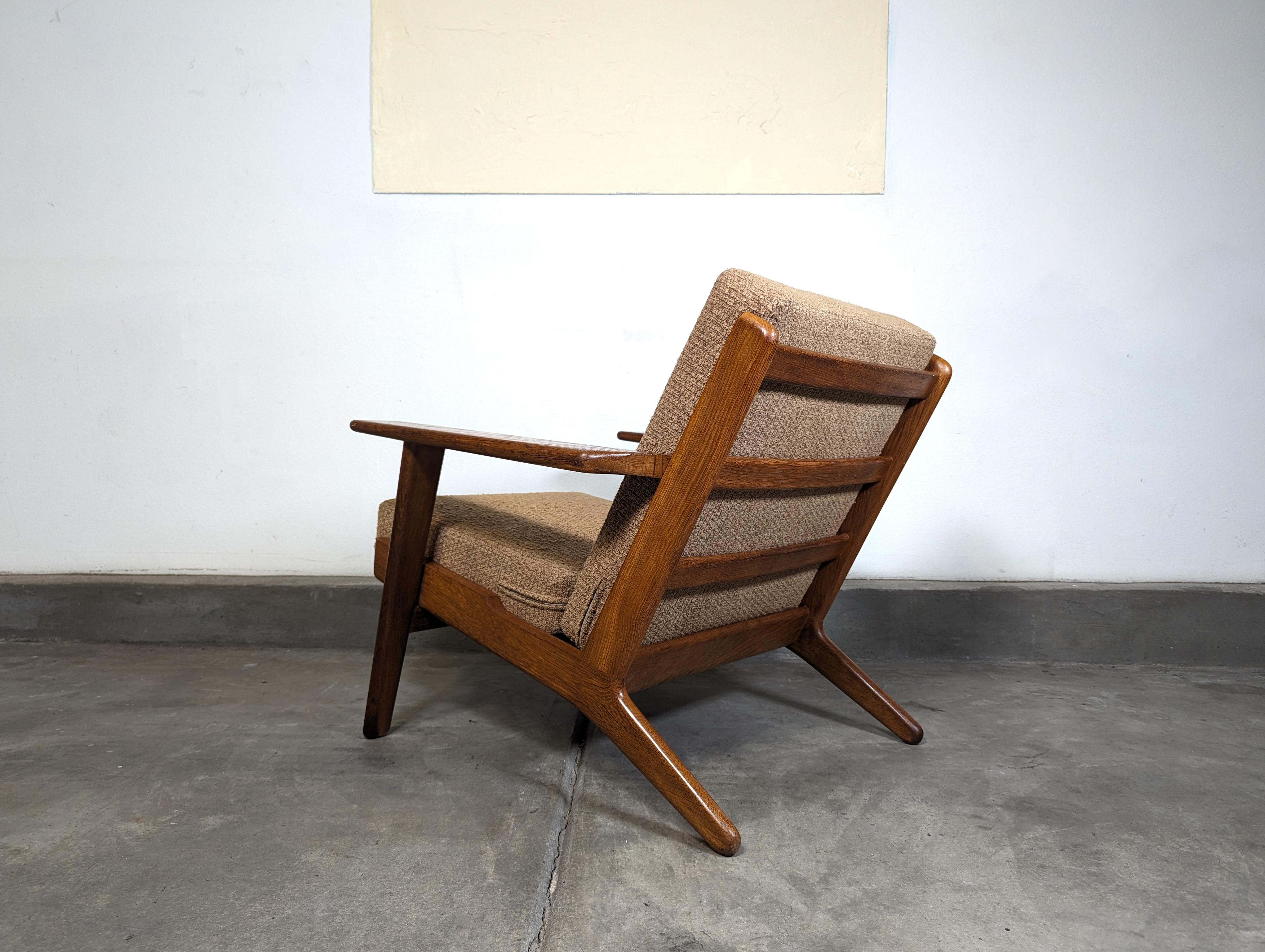 Mid Century Oak Lounge Chair by Hans Wegner for GETAMA GE-290, Denmark, 1960s For Sale 5